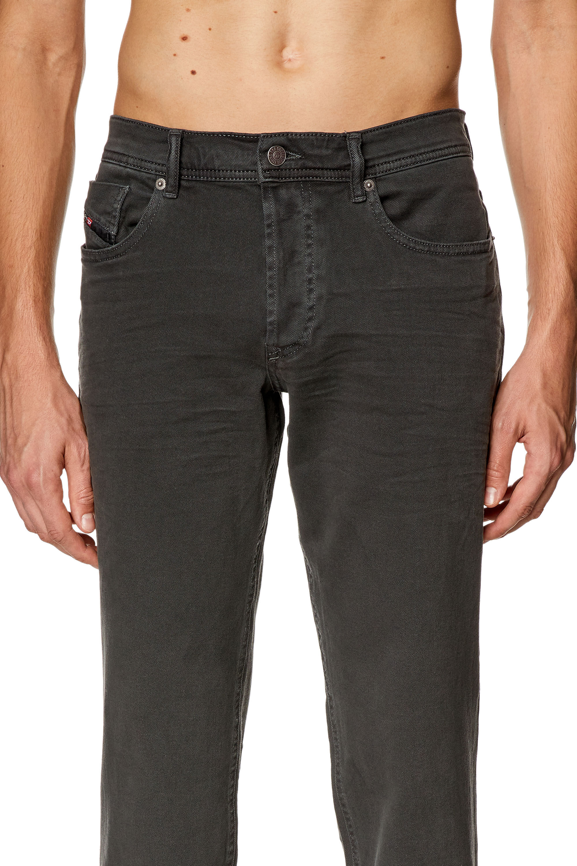 Diesel - Tapered Jeans 2023 D-Finitive 0QWTY, Dunkelgrau - Image 5