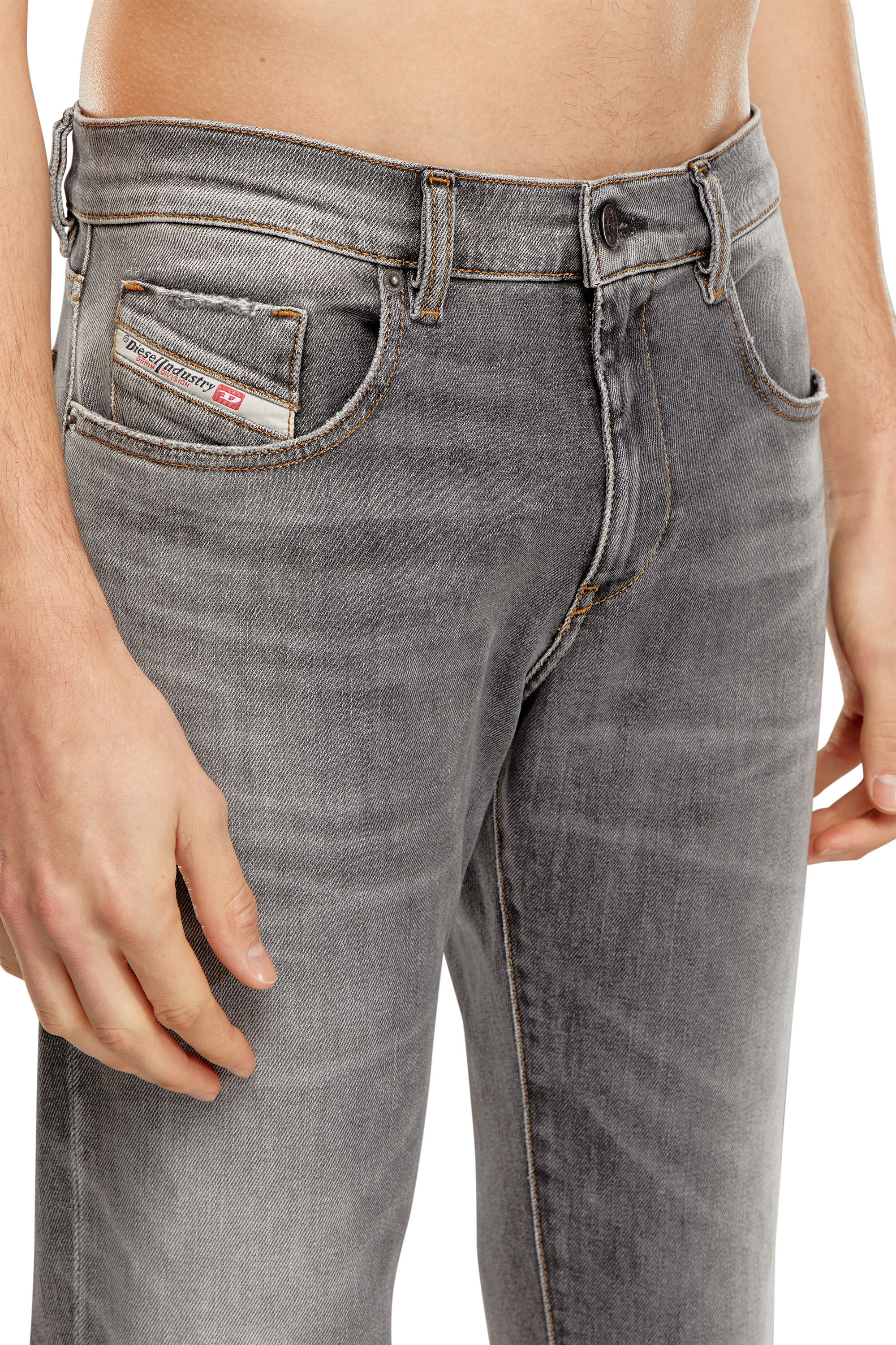 Diesel - Slim Jeans 2019 D-Strukt 09H44, Grau - Image 5