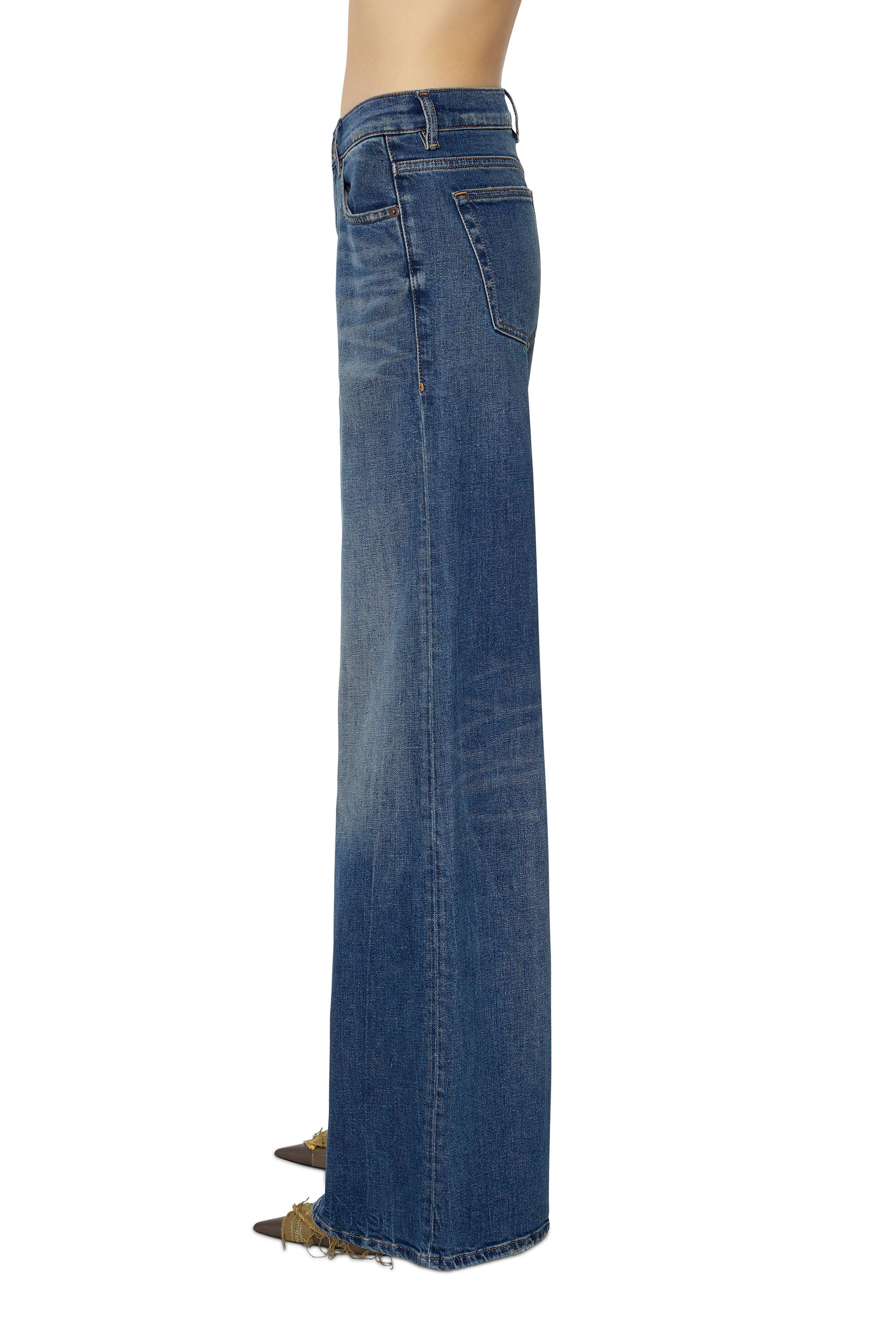 Diesel - 1978 09E66 Bootcut and Flare Jeans, Dunkelblau - Image 5