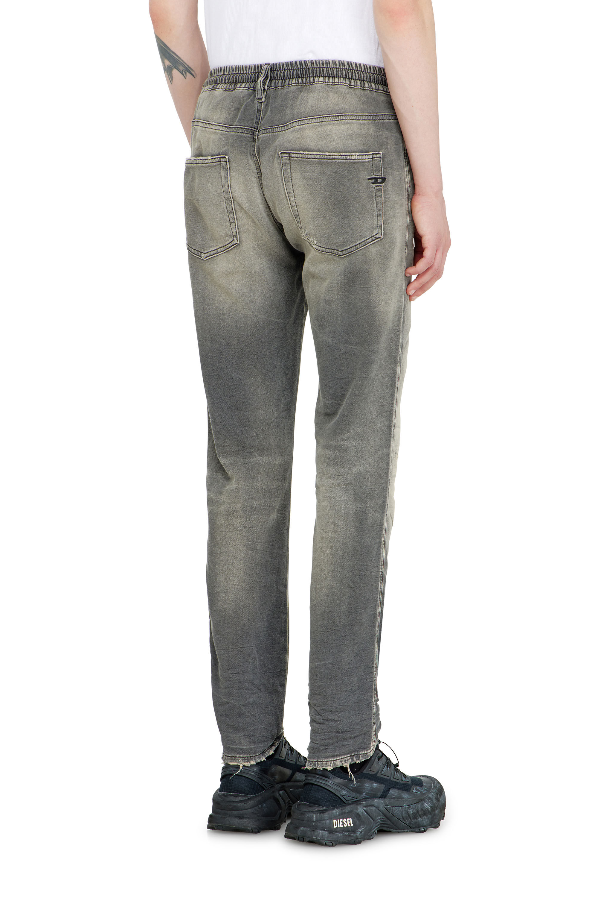 Diesel - Herren Slim 2062 D-Strukt Joggjeans&reg; 068UH, Hellgrau - 3