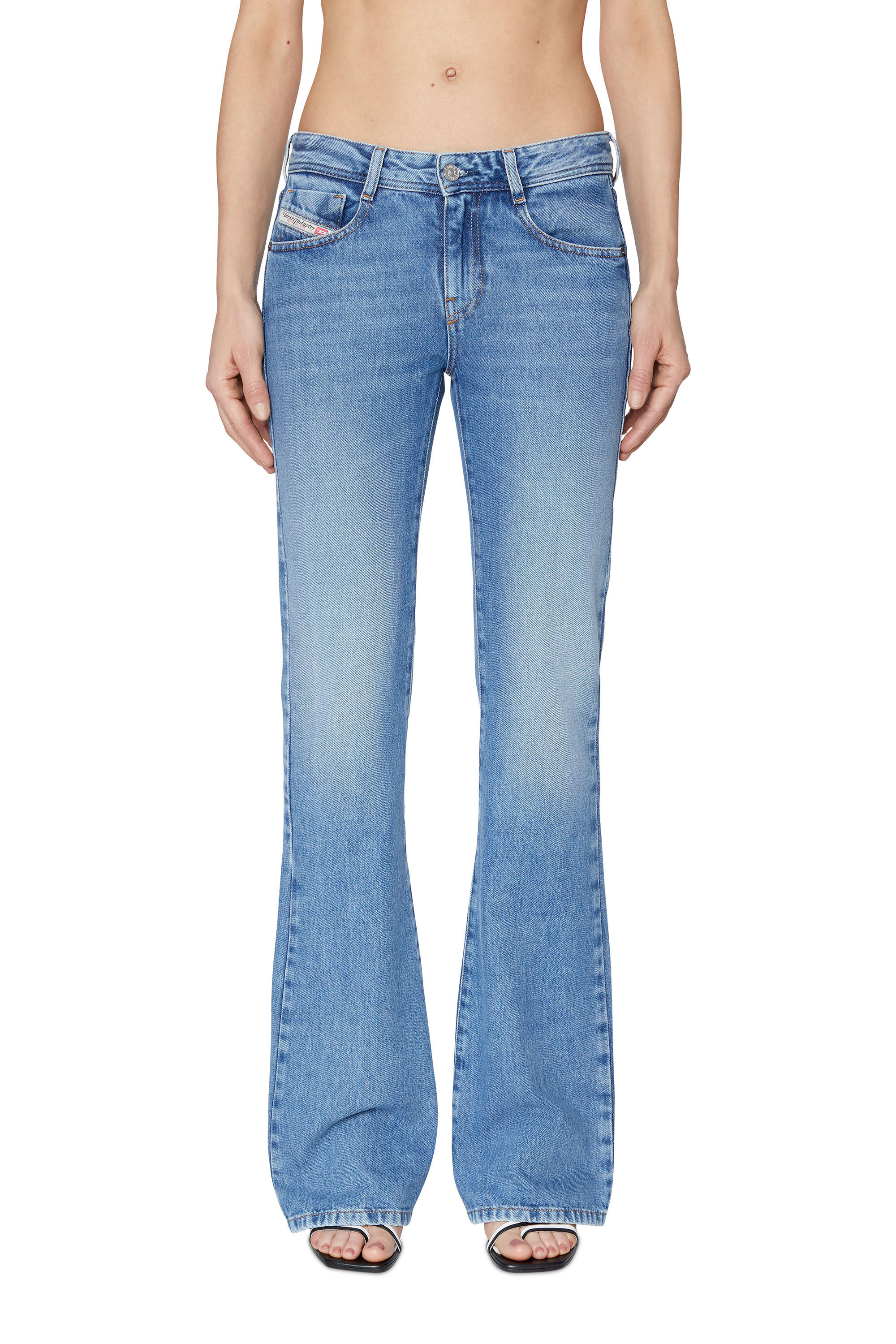 Diesel - 1969 D-EBBEY 09C16 Bootcut and Flare Jeans, Mittelblau - Image 3
