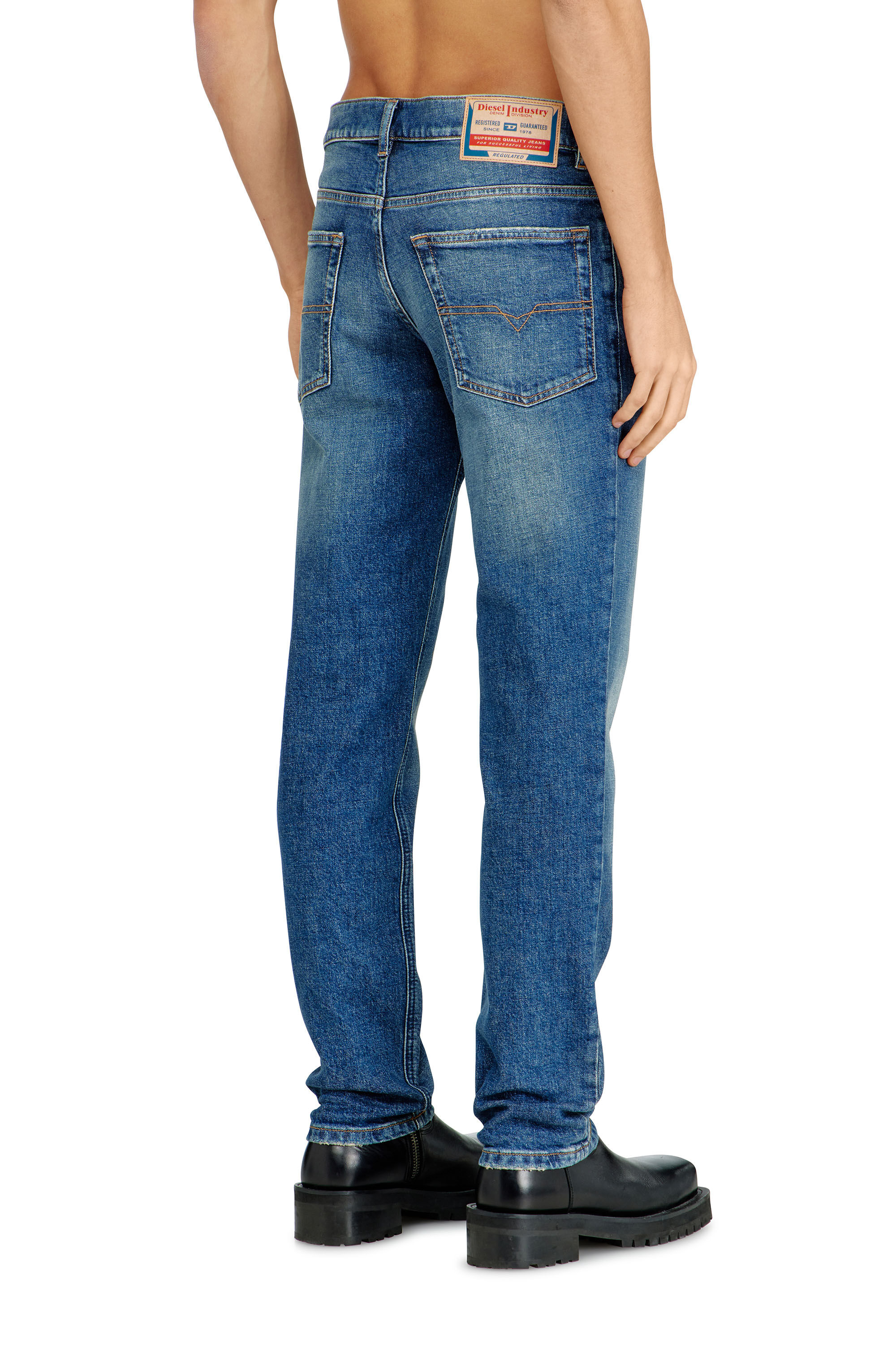 Diesel - Herren Regular Jeans 2023 D-Finitive 0BEBD, Blau - 4