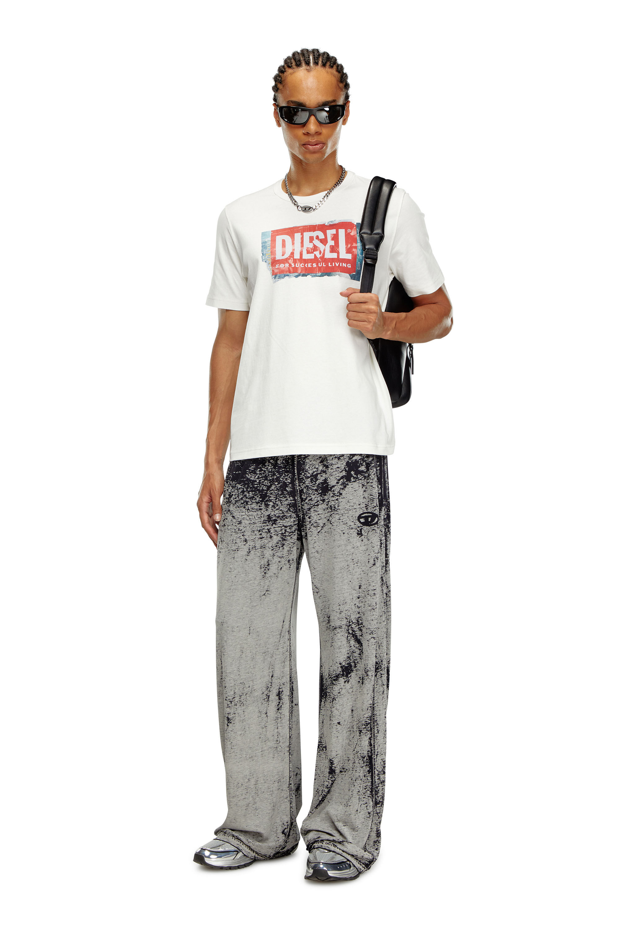 Diesel - T-ADJUST-Q6, Herren T-Shirt mit Logo in Knitter-Optik in Wei&szlig; - 1