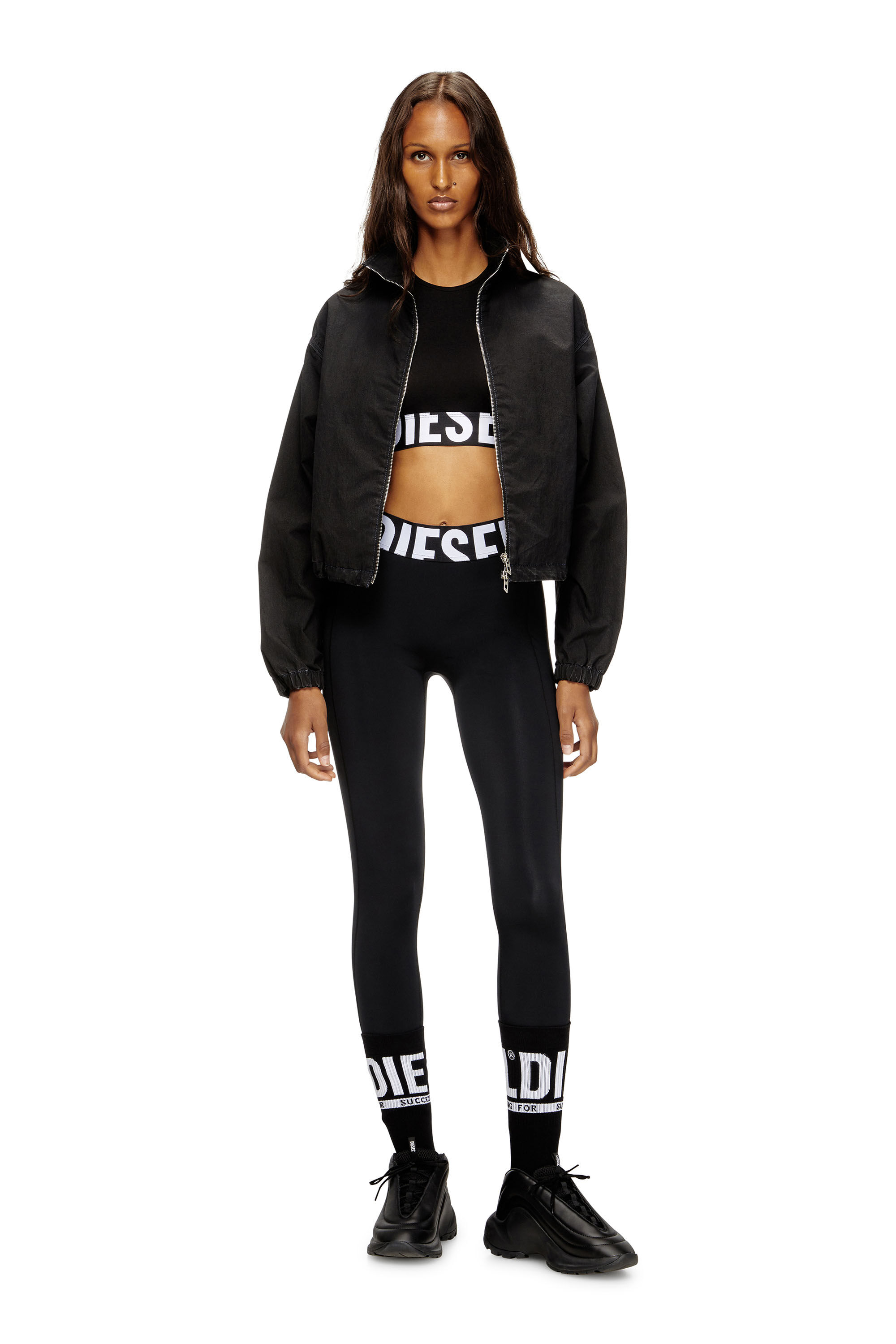 Diesel - ADA-D-POP, Damen Verkürztes Tanktop mit Cut-off-Logo in Schwarz - 6