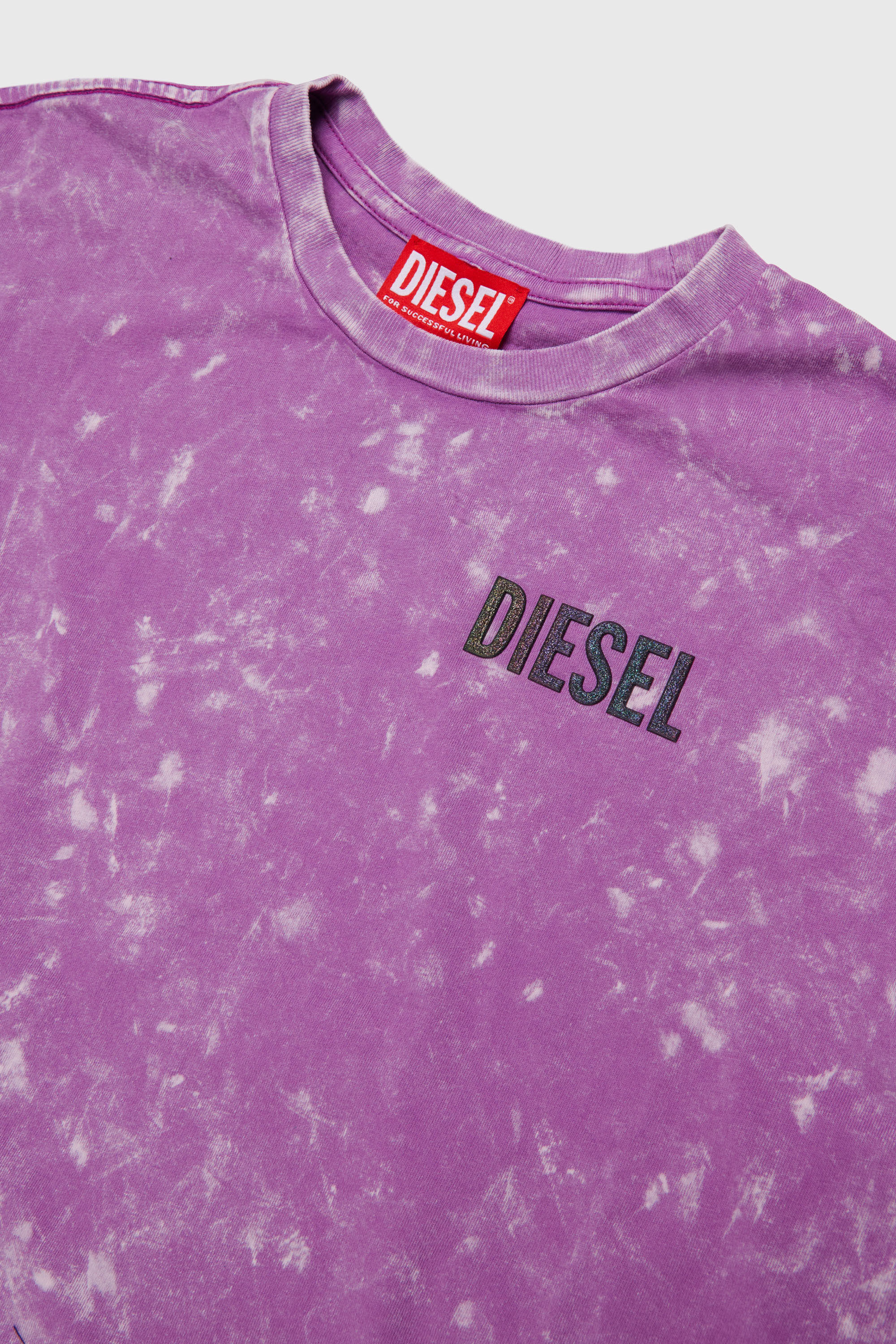 Diesel - TLOXY, Damen Kurz geschnittenes T-Shirt mit Tie-Dye-Effekt in Violett - 3