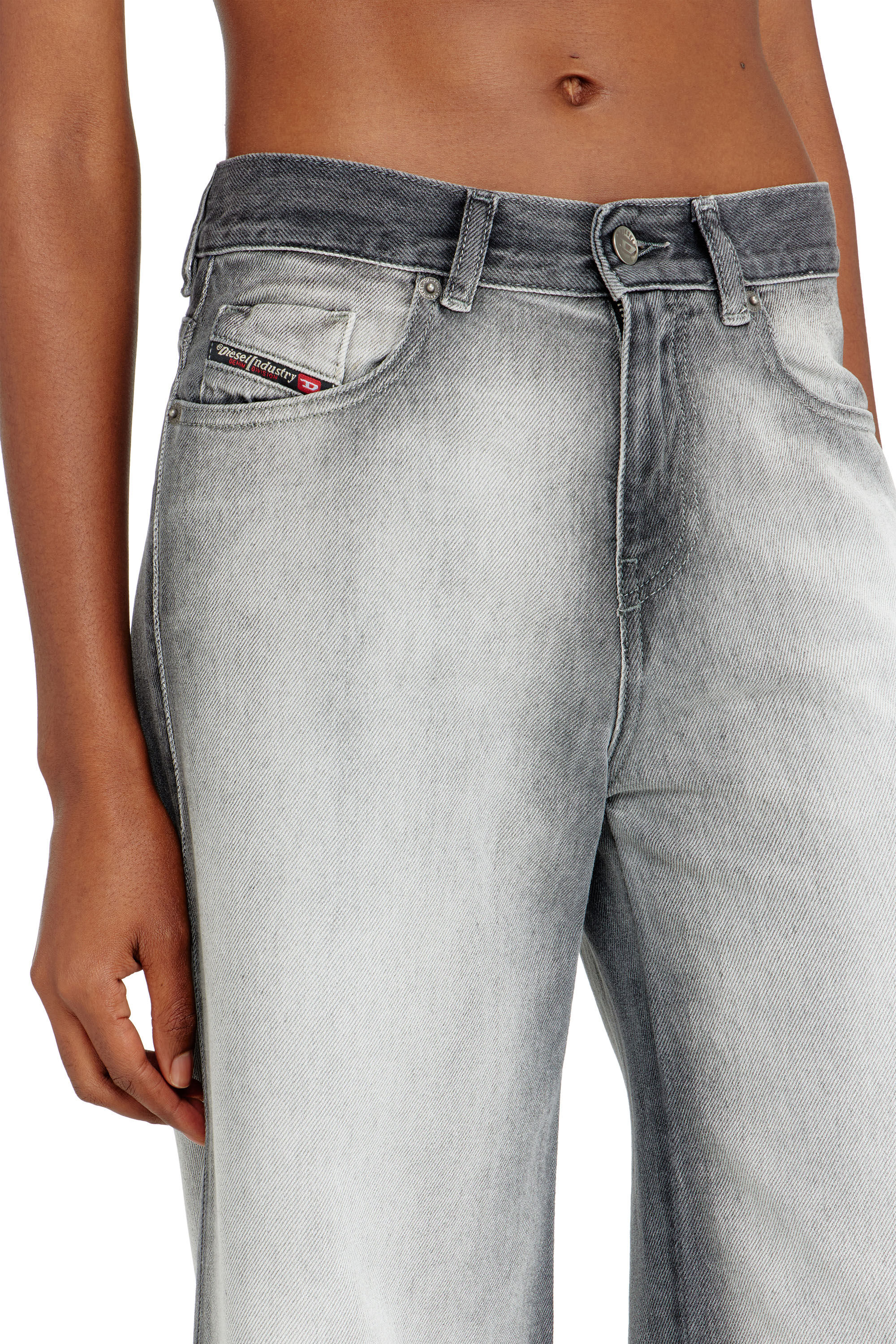 Diesel - Damen Flare Jeans 1978 D-Akemi 09P28, Hellgrau - 5