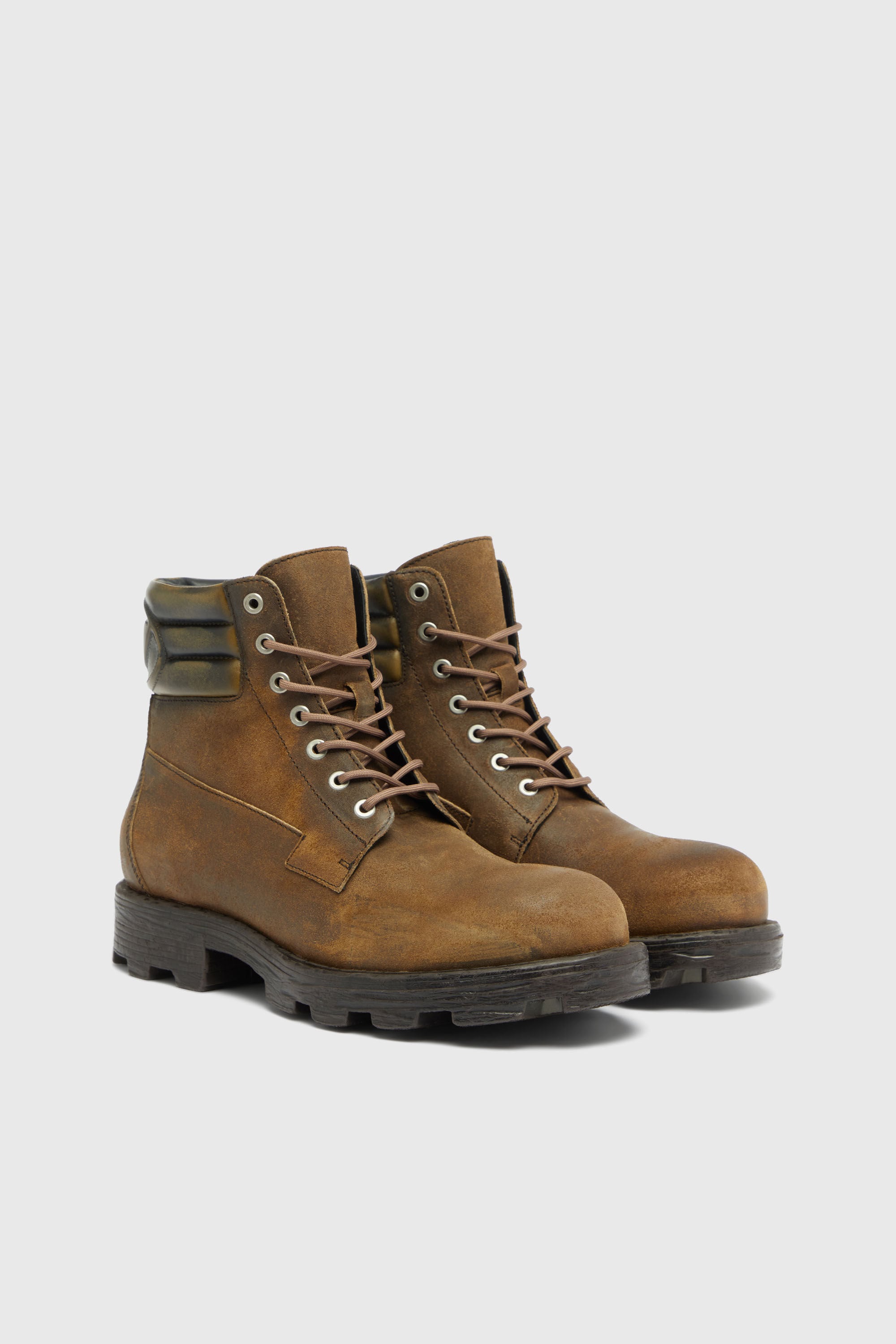Diesel - D-HAMMER LACE UP, Herren D-Hammer-Combat Boots aus distressed Veloursleder in Braun - 2