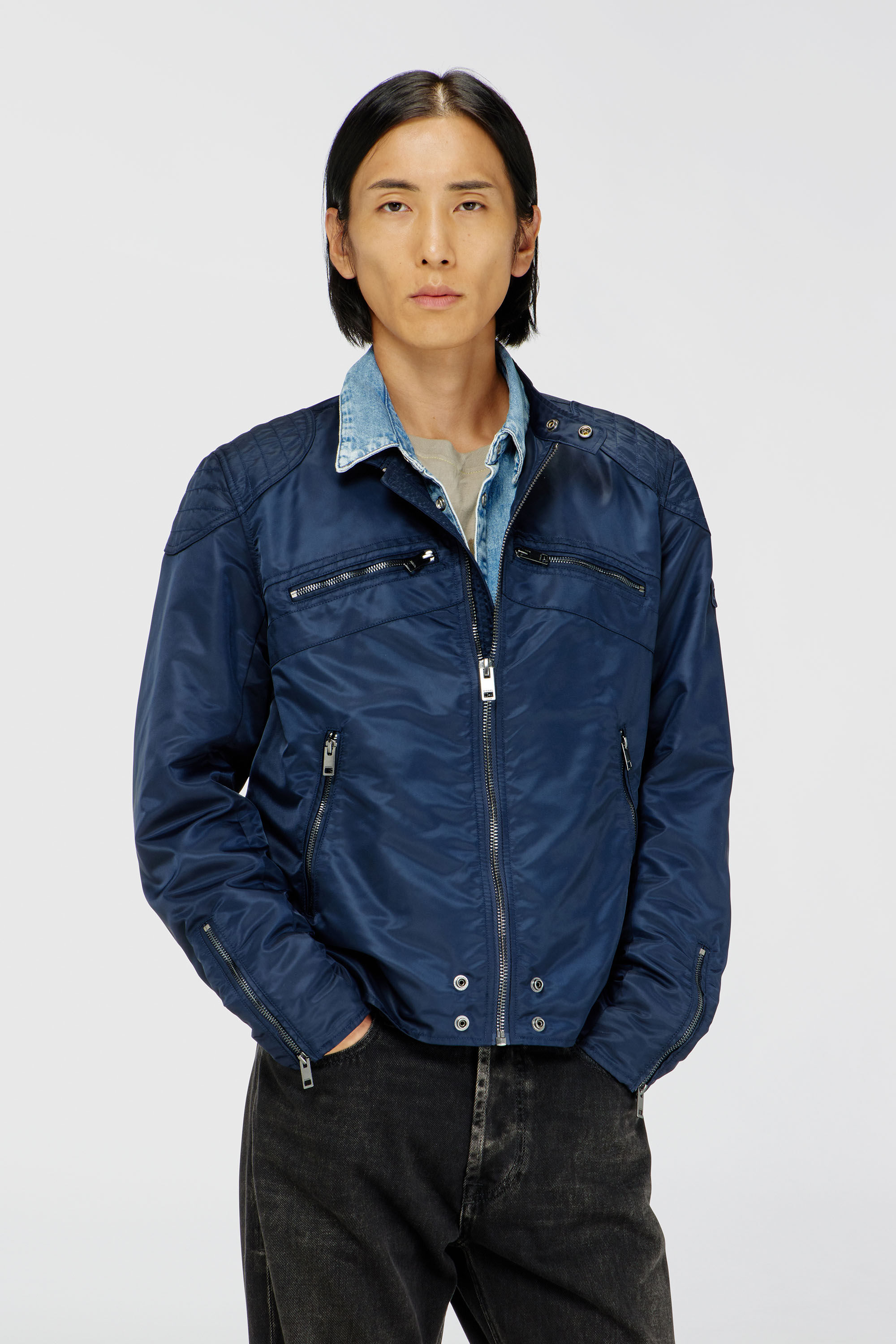 Diesel - J-GLORY-T92, Herren Nylonjacke mit gesteppten Schultern und Rei&szlig;verschlusstaschen in Blau - 3
