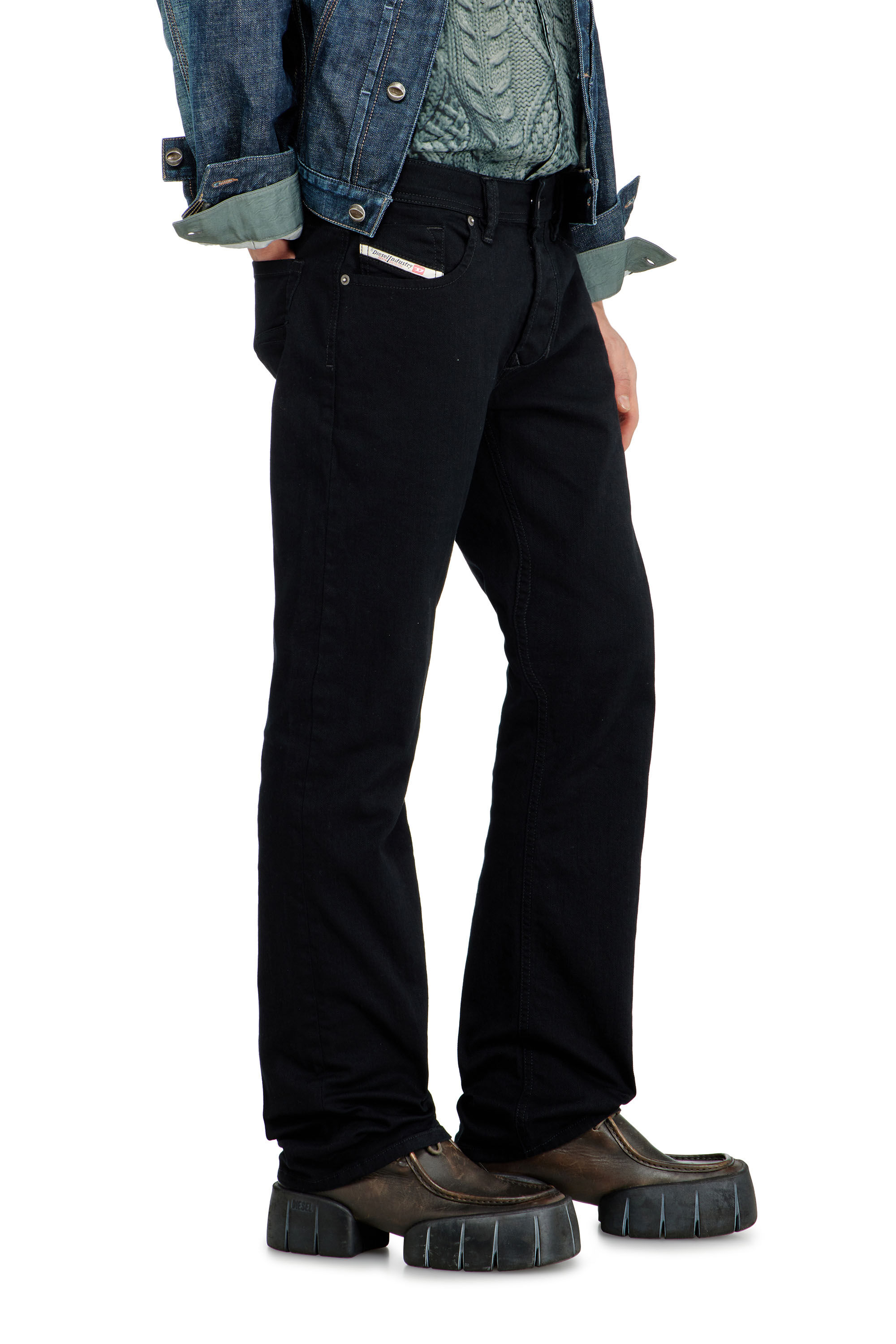 Diesel - Herren Regular Jeans 1985 Larkee 0688H, Schwarz/Dunkelgrau - 7