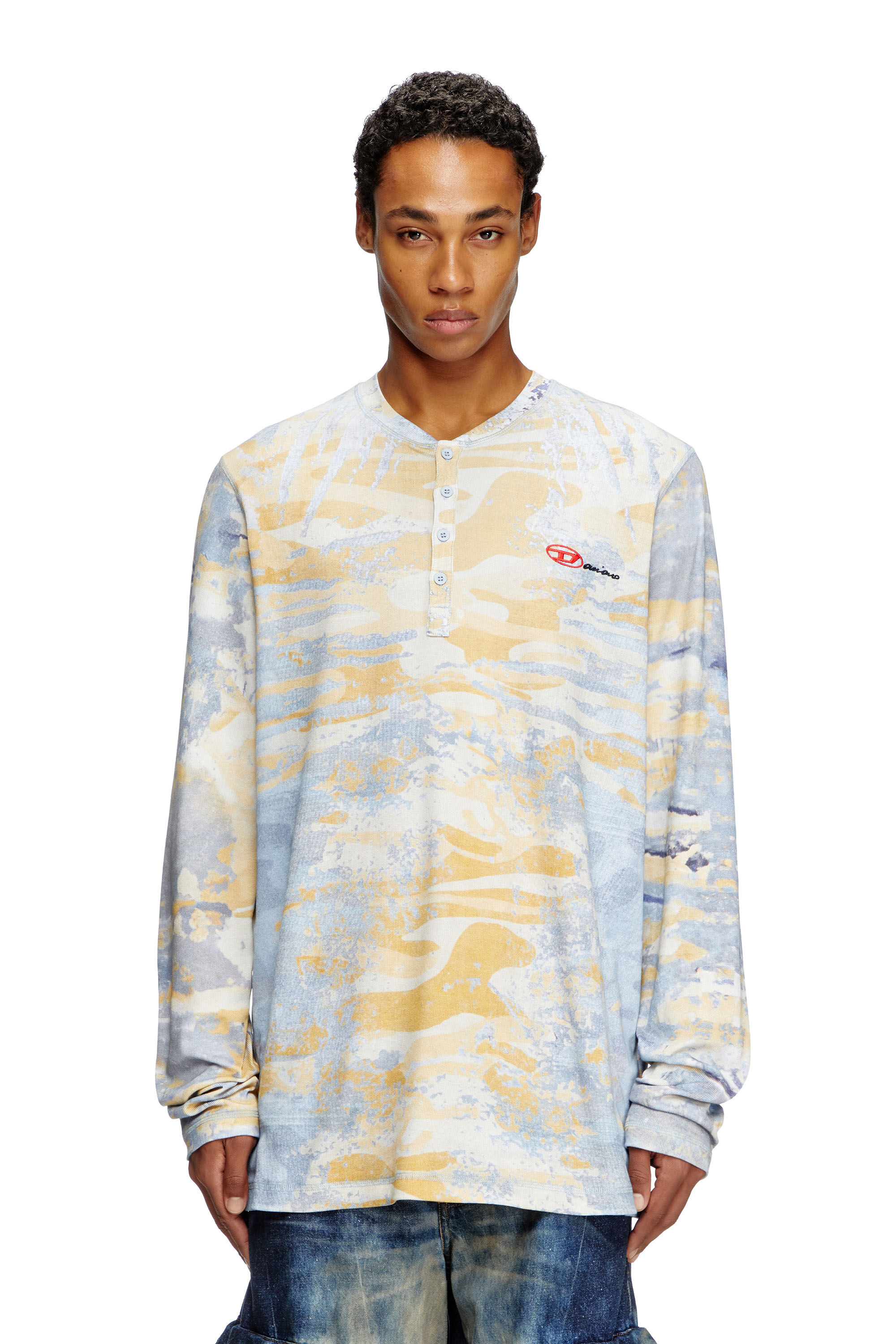 Diesel - T-JUSER-DD, Unisex Henley-Top im Camouflage-Print in Blau/Gelb - 3