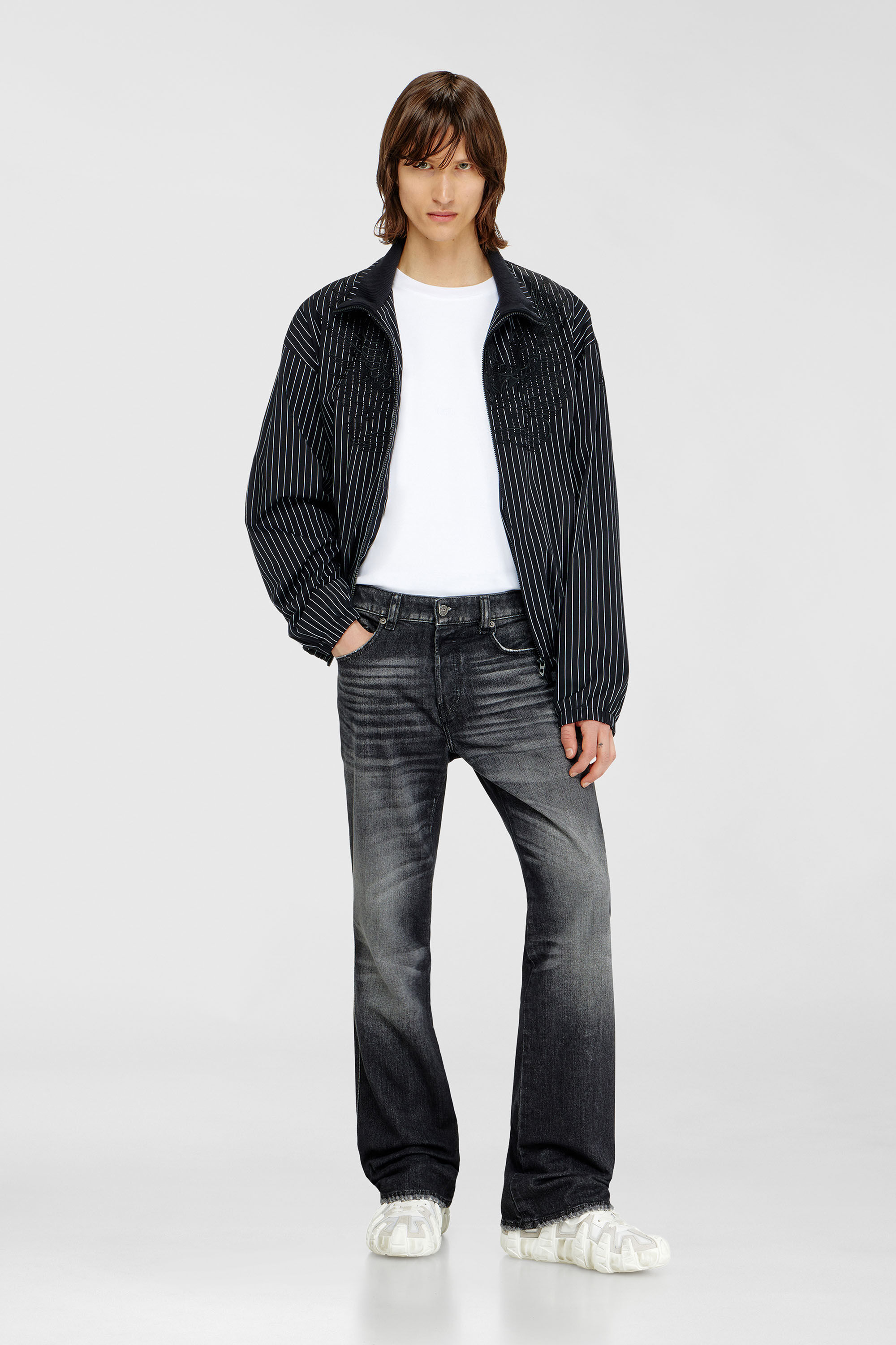 Diesel - Herren Bootcut Jeans 1998 D-Buck 09L50, Schwarz/Dunkelgrau - 1
