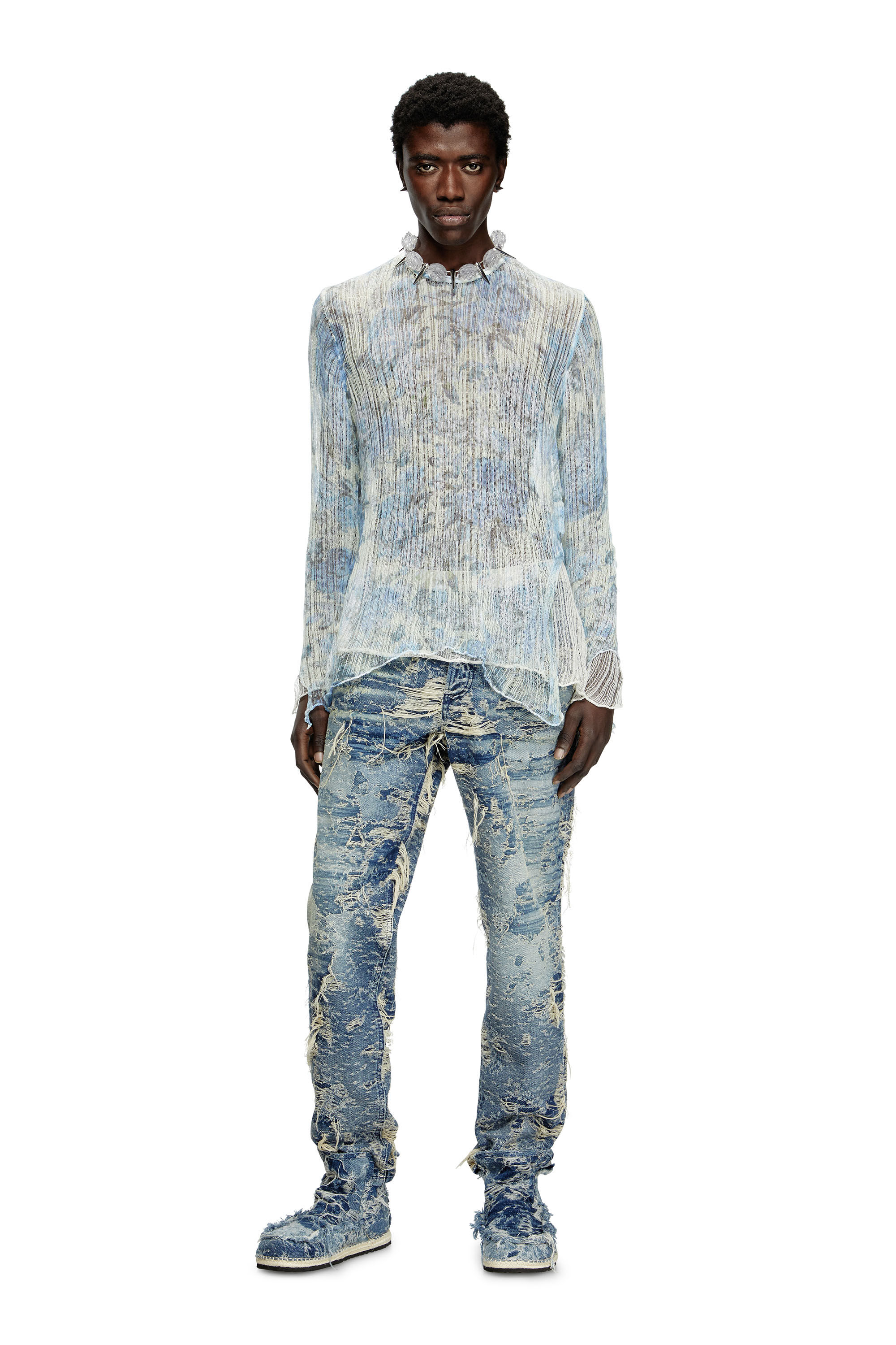 Diesel - K-AASMOS-A, Unisex Derangierter Strickpullover mit Blumen-Print in Hellblau - 1