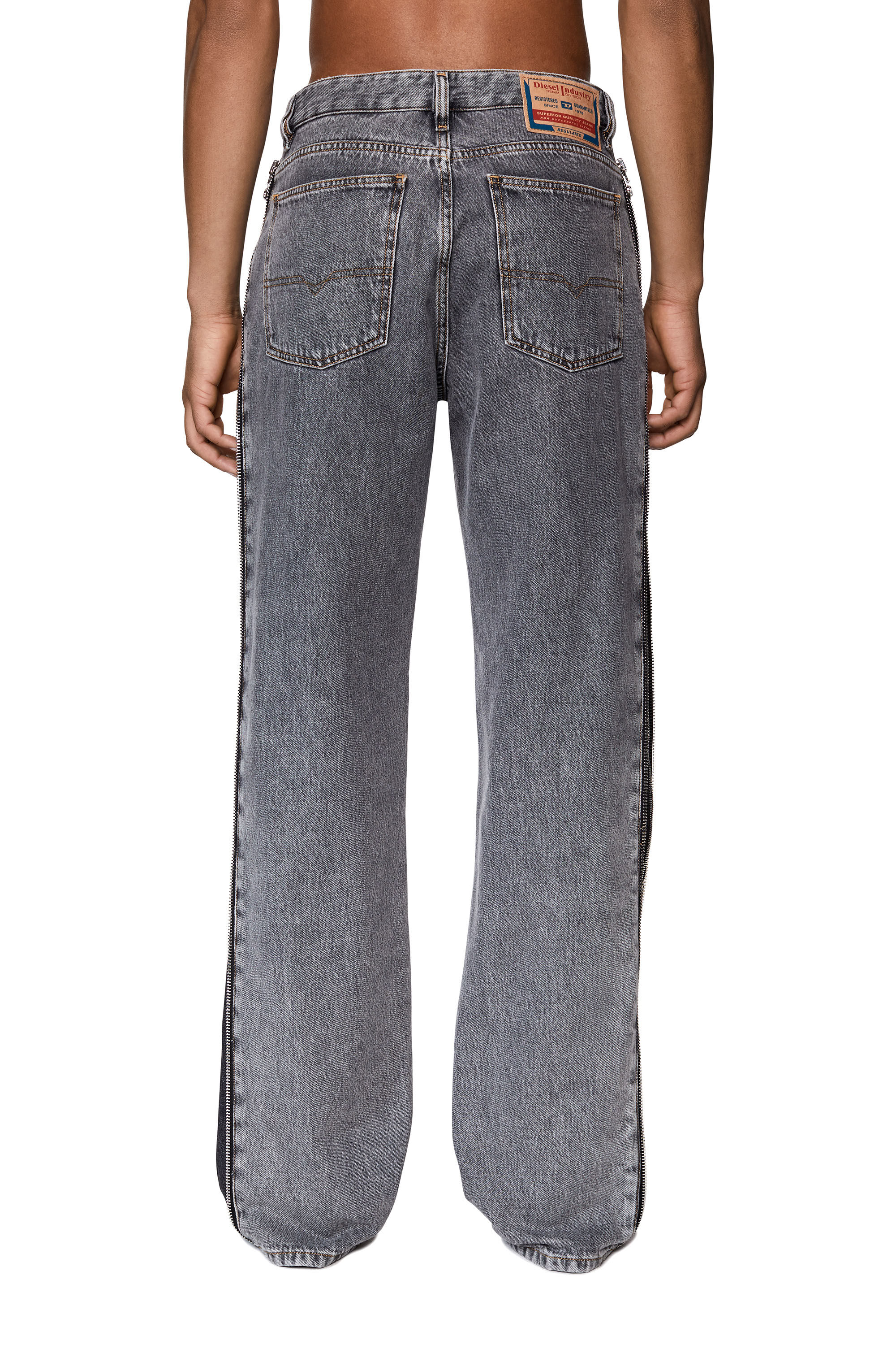 Diesel - 1955 D-Rekiv 09D18 Straight Jeans, Schwarz/Dunkelgrau - Image 4