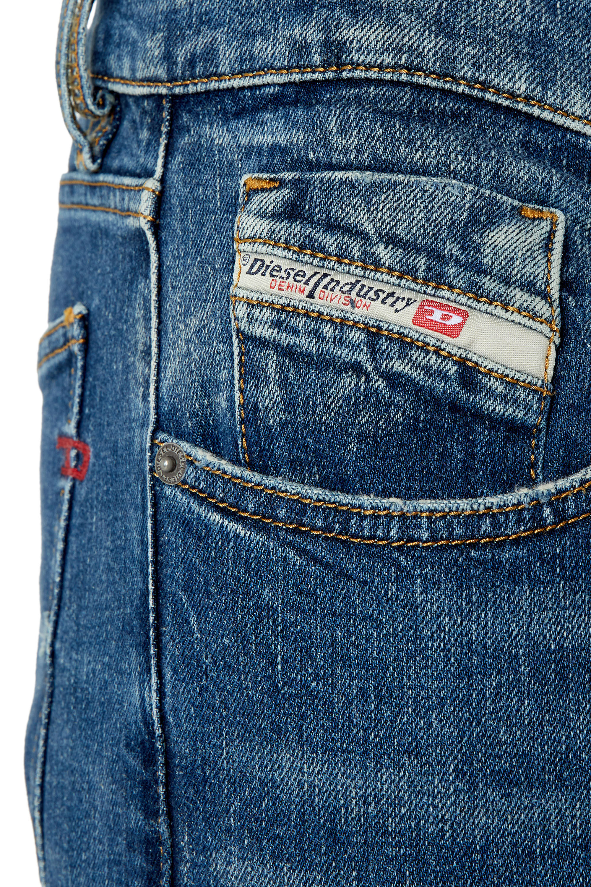 Diesel - 2019 D-Strukt 007L1 Slim Jeans, Mittelblau - Image 5