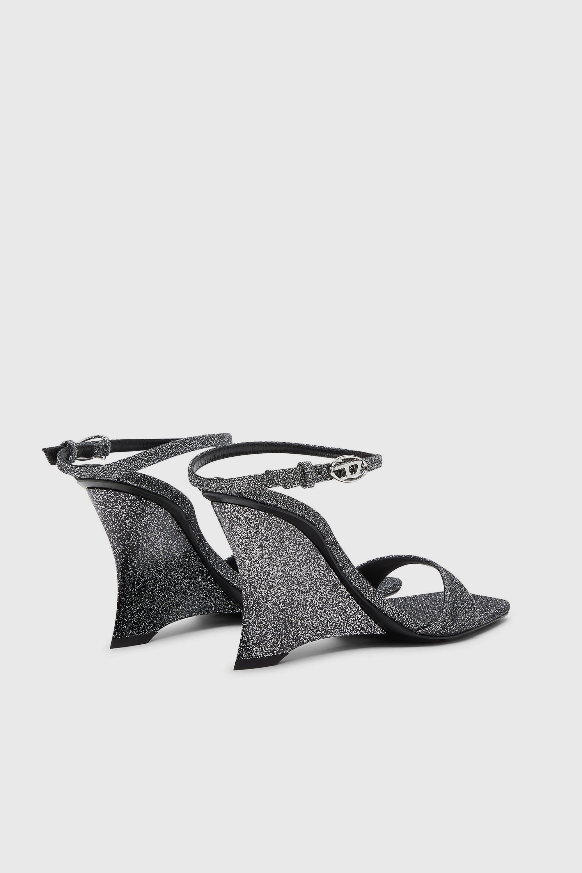 Diesel - D-AMBER SANDAL WEDGE, Damen D-Amber-Wedge Sandalen aus Lurexstoff in Silber - 3