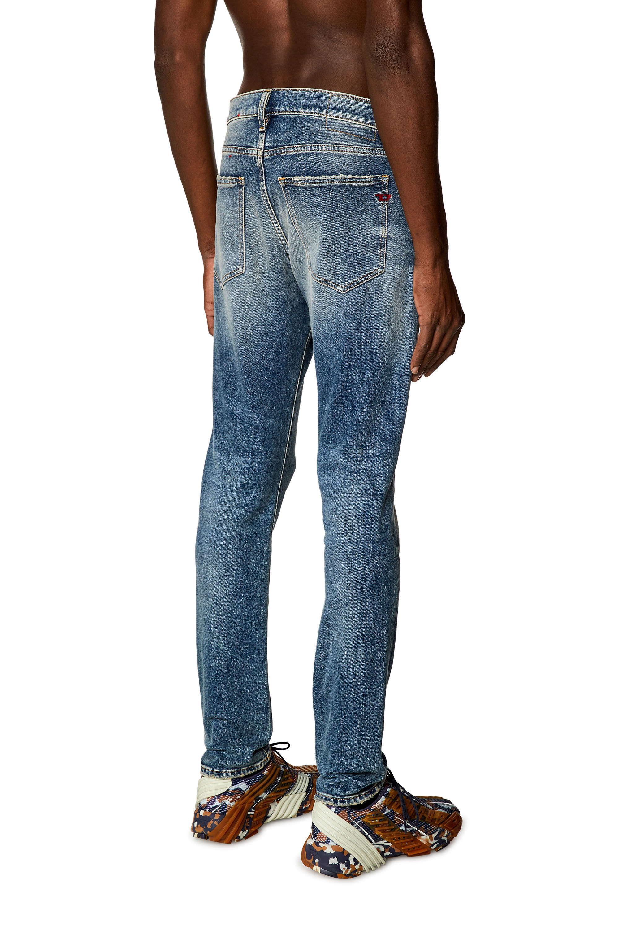 Diesel - Slim Jeans 2019 D-Strukt E07L1, Mittelblau - Image 4