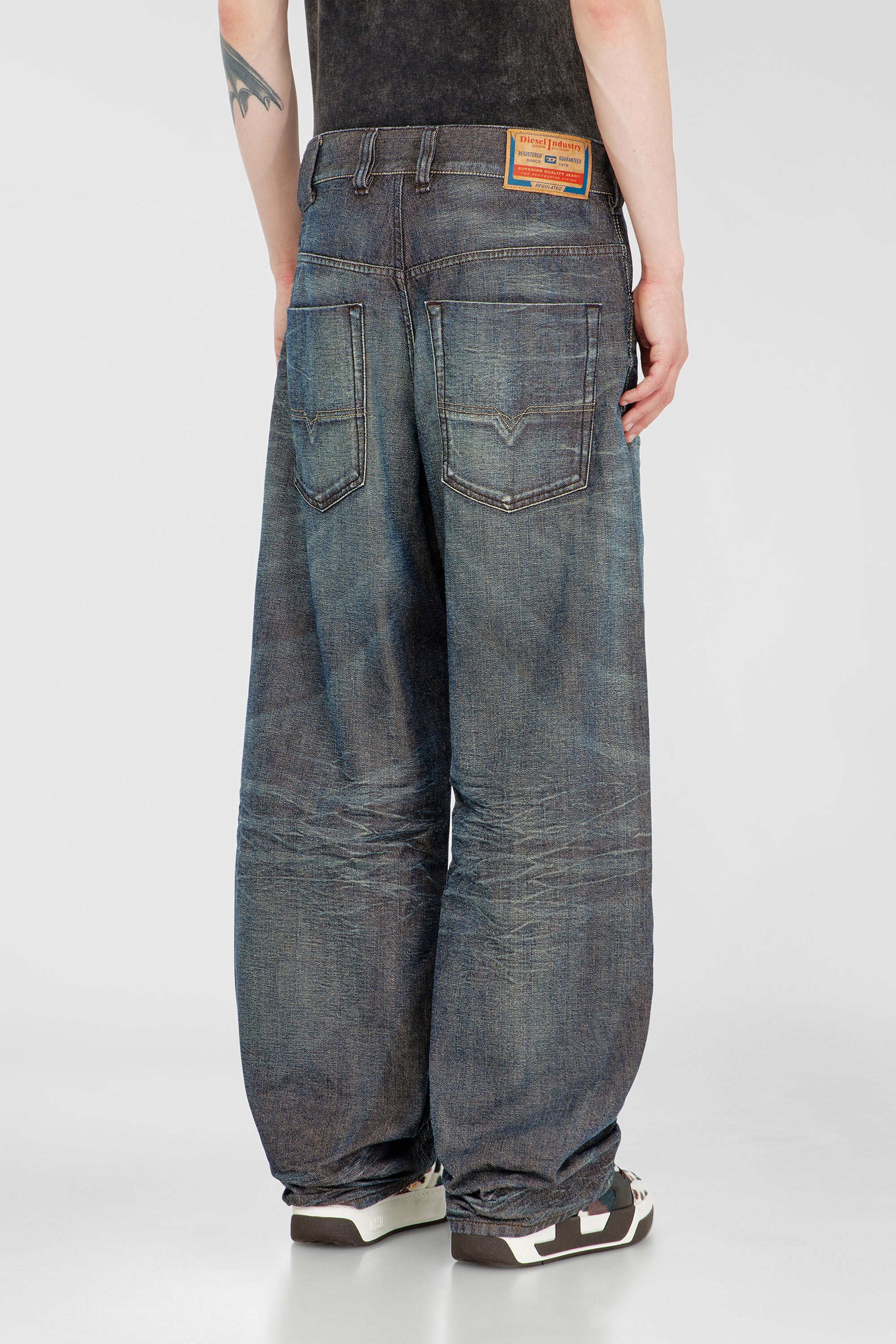 Diesel - Unisex Relaxed Jeans 1997 D-Enim-M 007EM, Dunkelblau - 5