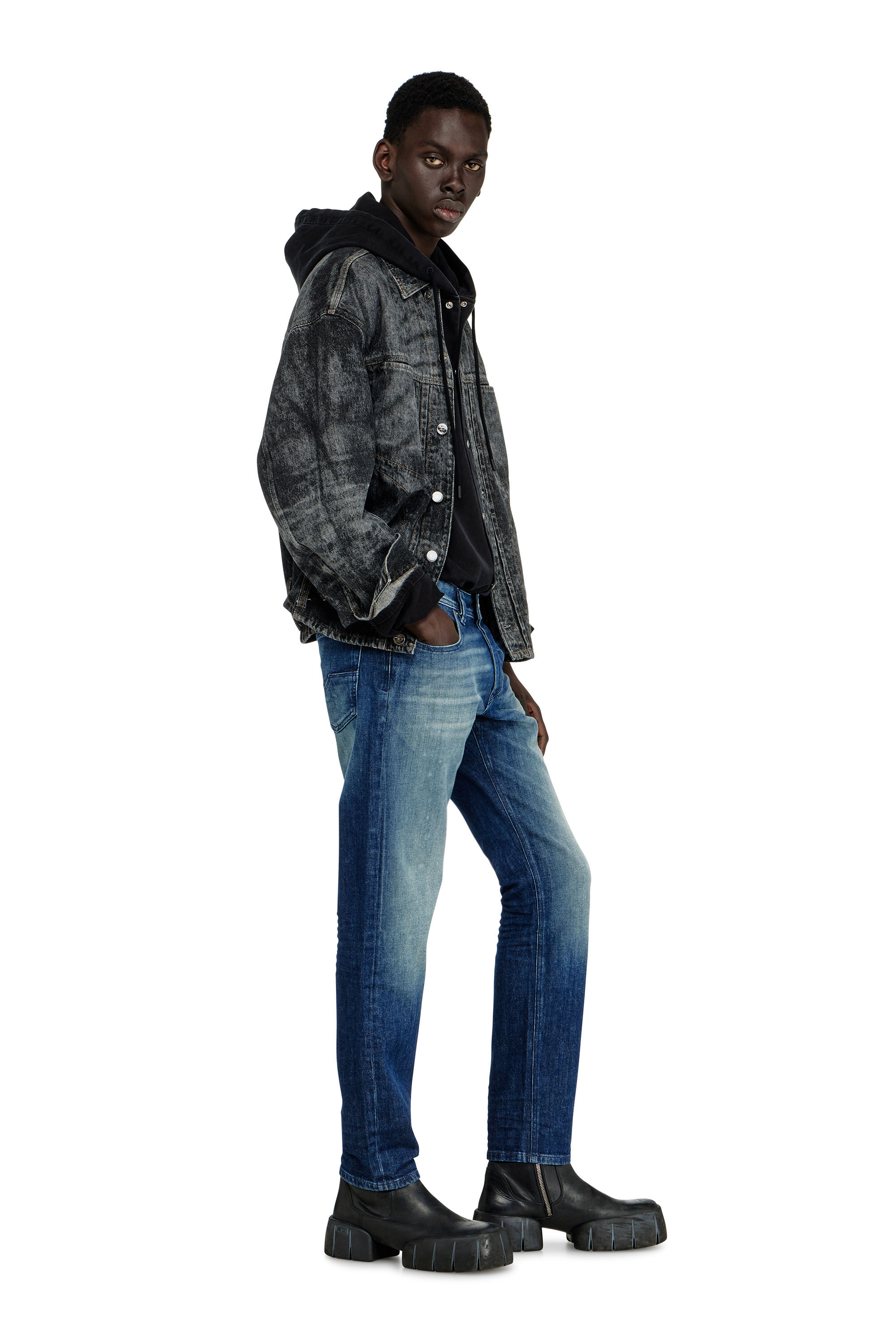 Diesel - Herren Regular Jeans 1986 Larkee-Beex 0KBBR, Dunkelblau - 2