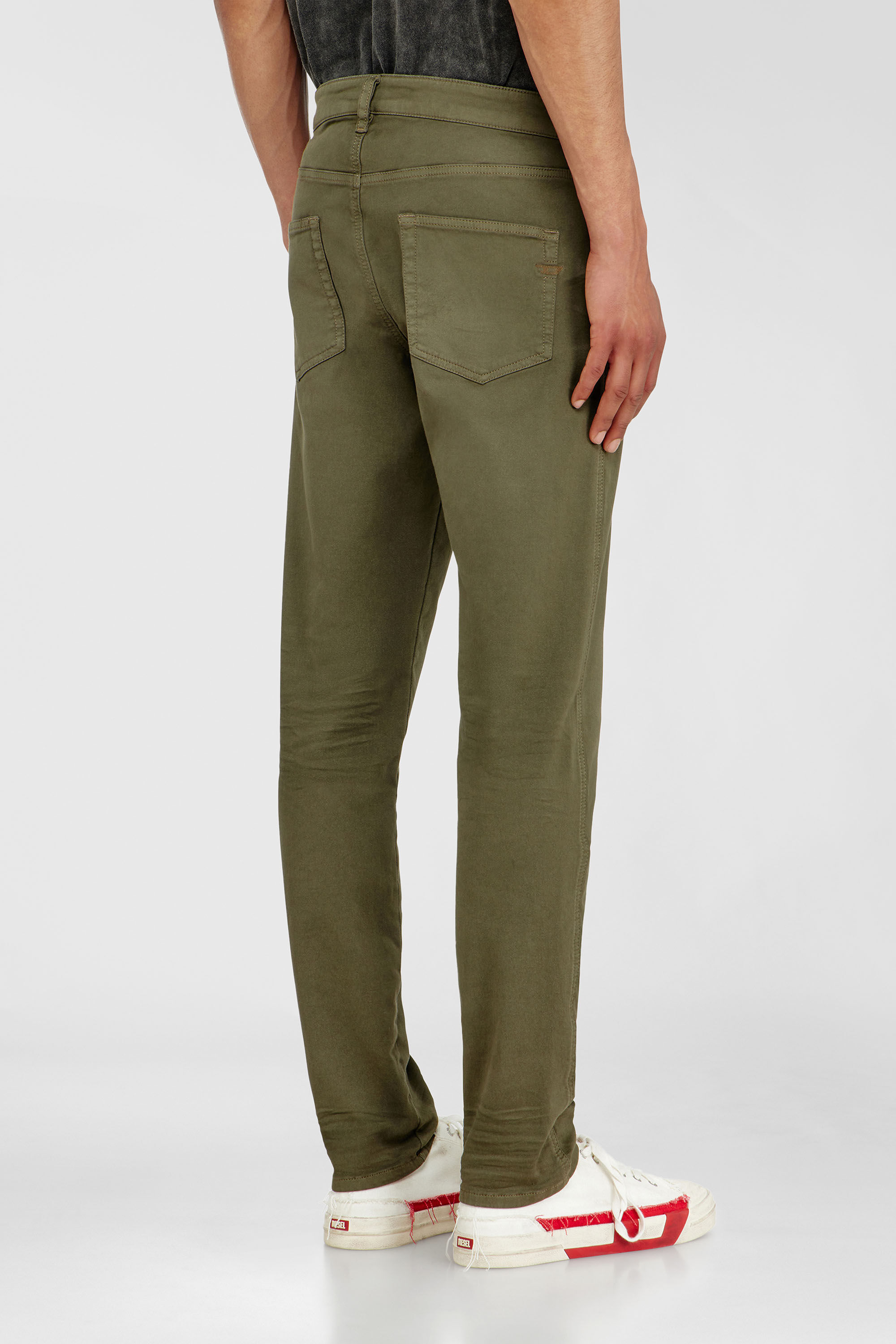 Diesel - Herren Slim 2062 D-Strukt Joggjeans&reg; 0670M, Armeegr&uuml;n - 3