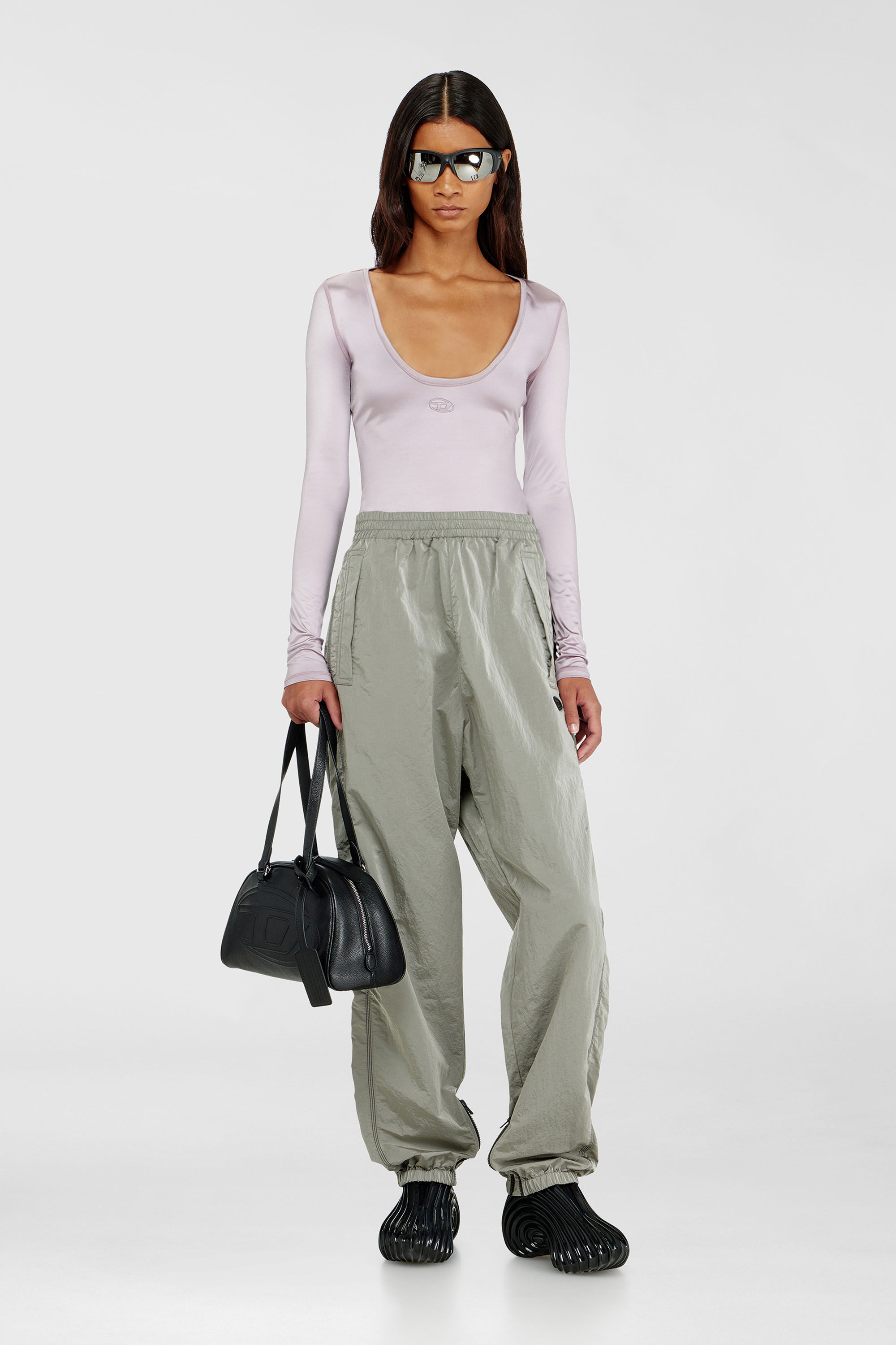 Diesel - T-ELPHIN-LS, Damen Nylon slim top mit Rundhalsausschnitt und Logo Oval D Stickerei in Lila - 1
