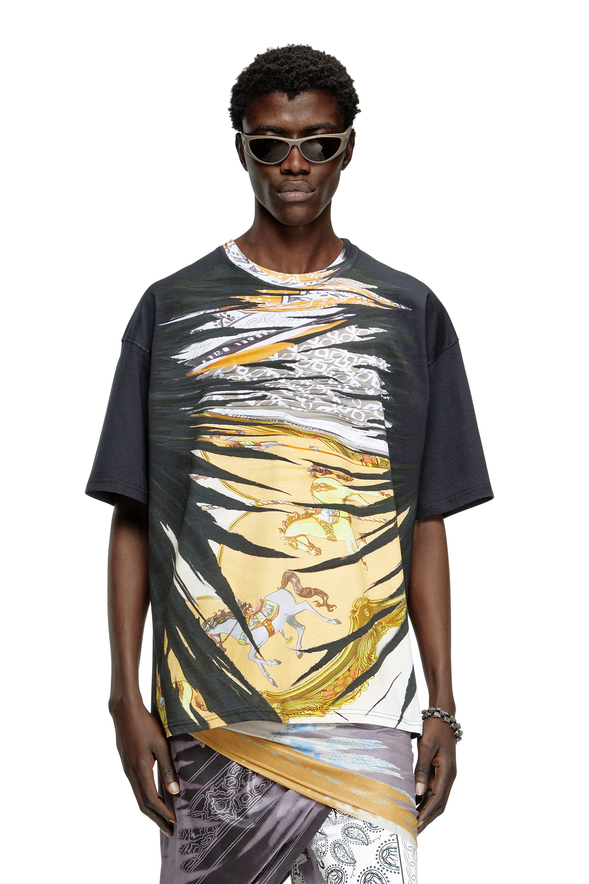 Diesel - T-BOXT-R25, Herren T-Shirt mit königlichem Bandana-Print in Schwarz/Gelb - 3