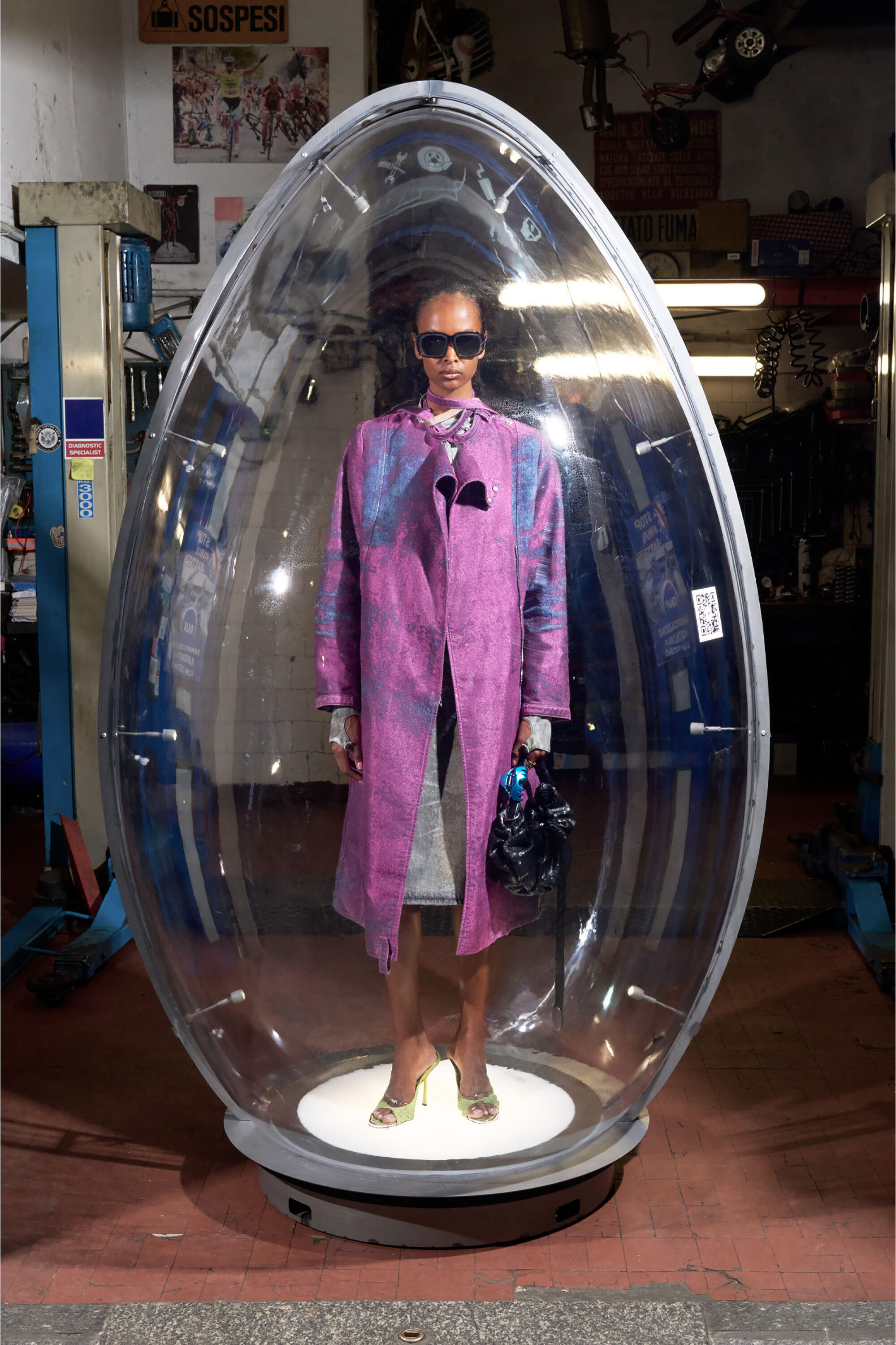 Diesel - DE-DELGAR-FSI, Damen Mantel aus farbigem Satindenim in Violett - 6