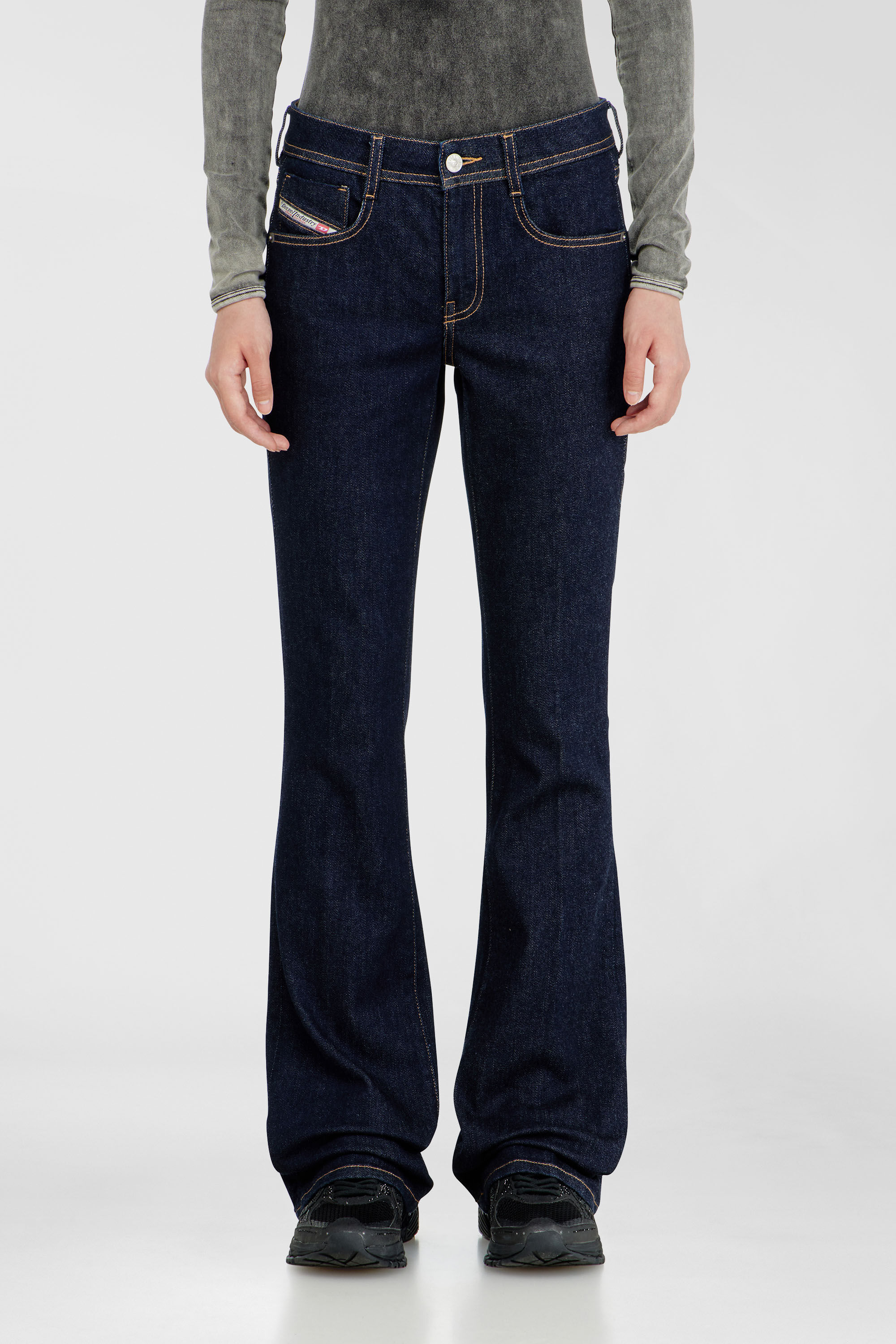 Diesel - Damen Bootcut Jeans 1969 D-Ebbey 0HDBM, Dunkelblau - 4