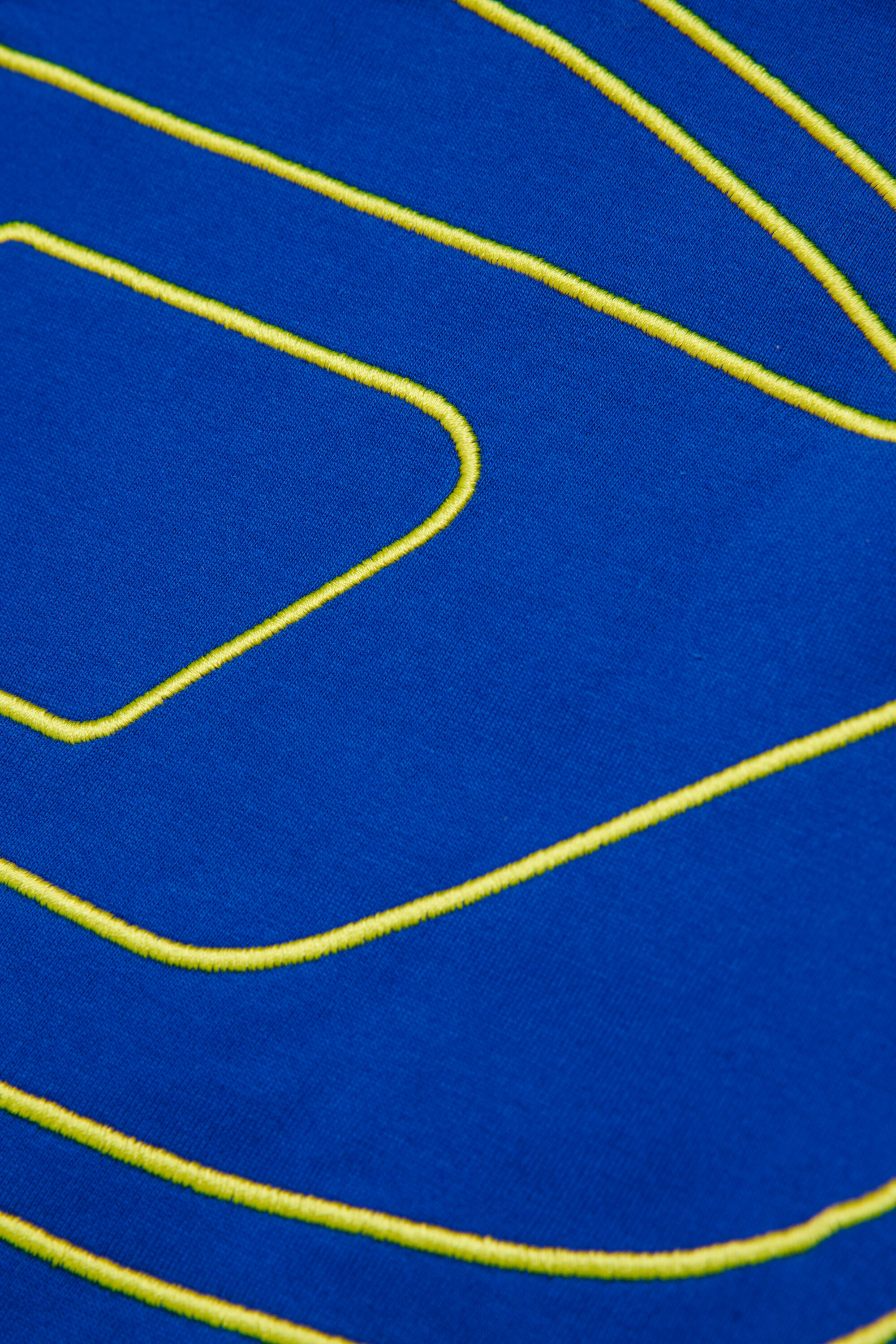 Diesel - TBOGGYMEGOVALD OVER, Herren T-Shirt mit großer Oval D-Stickerei in Blau - 4