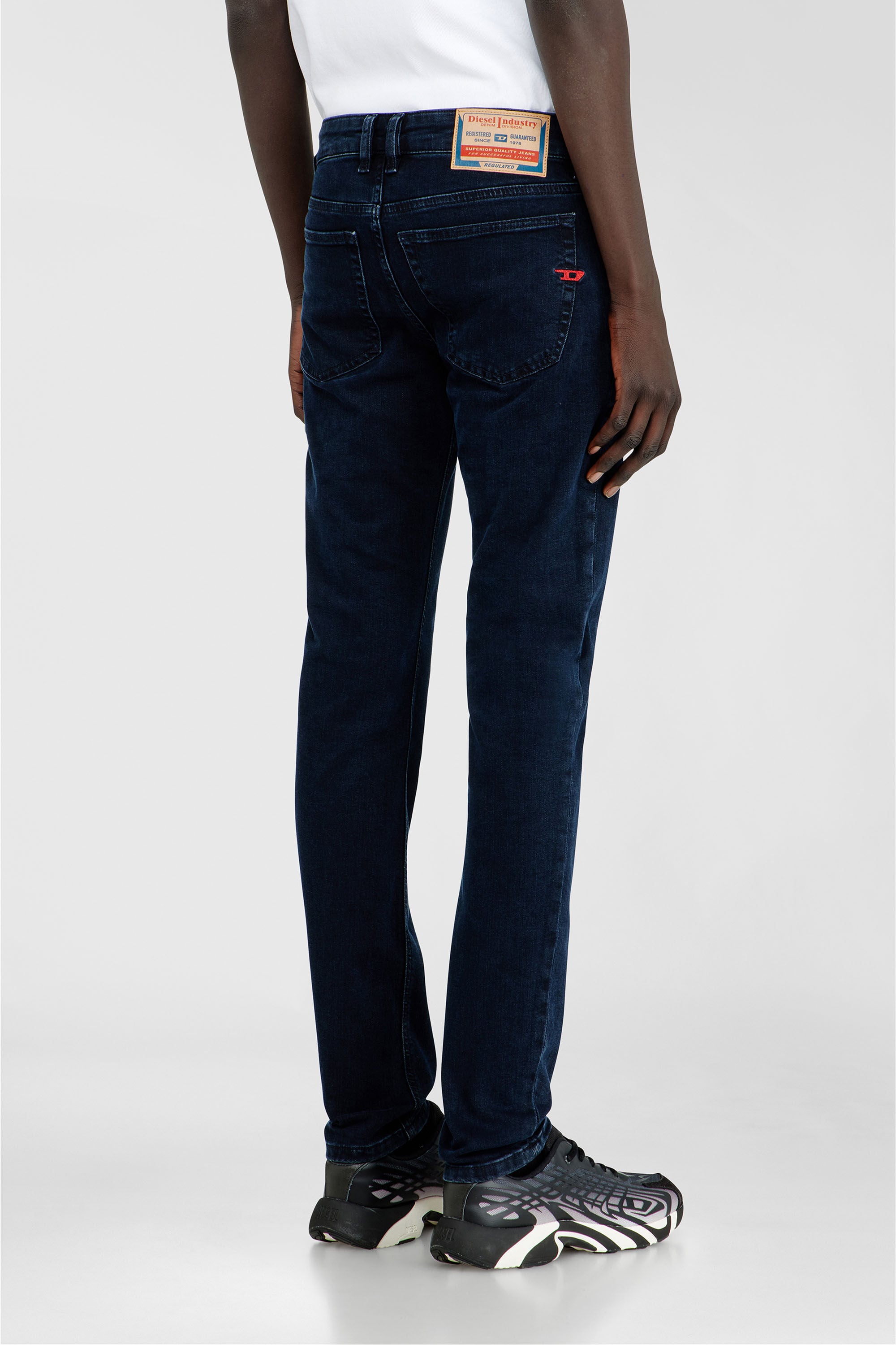 Diesel - Herren Skinny Jeans 1979 Sleenker 0KBBG, Dunkelblau - 5