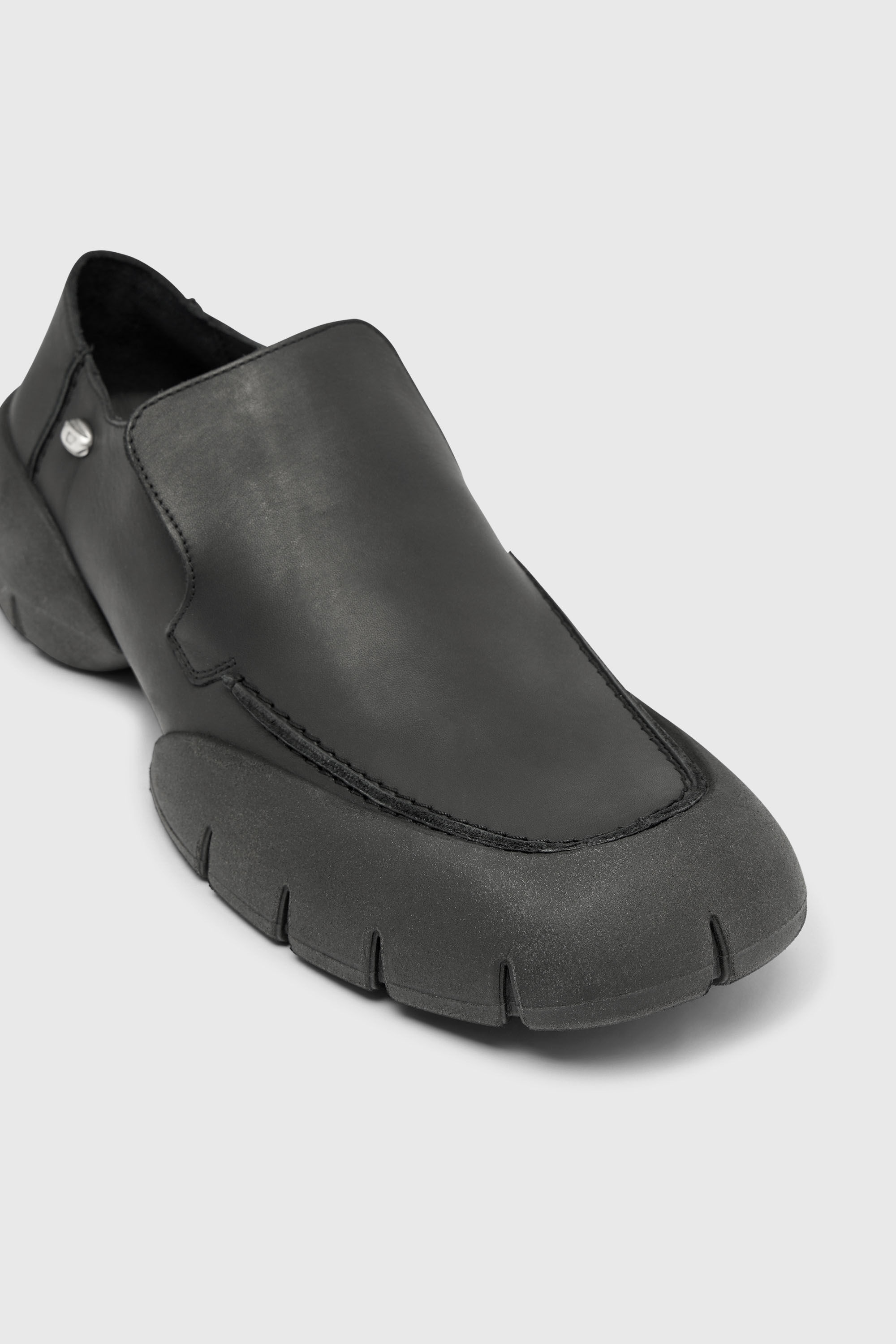 Diesel - D-MATHIEU SC, Herren D-Mathieu-Loafer aus geb&uuml;rstetem Leder mit Gummisohle in Schwarz - 6