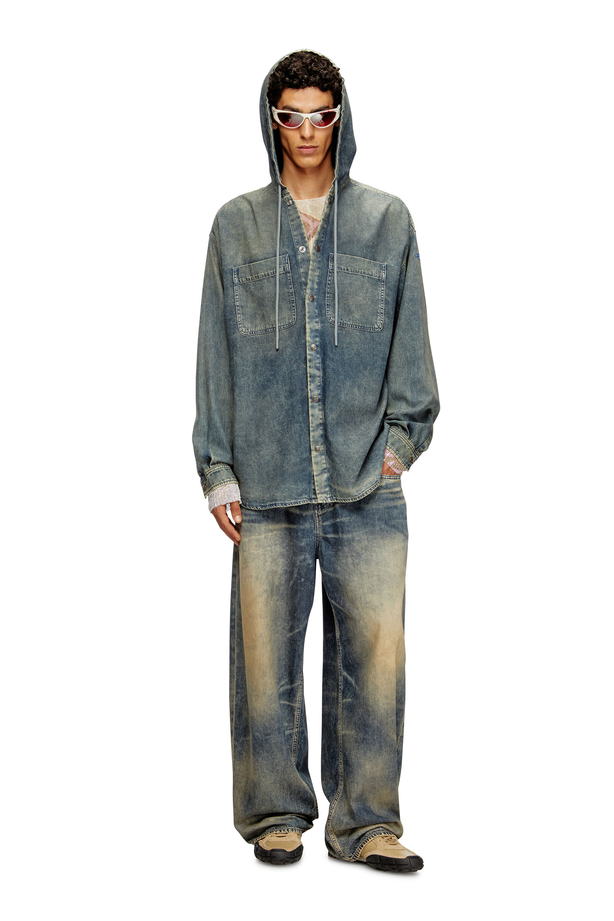 Diesel - D-DEWNY-HOOD-S2, Herren Overshirt aus marmoriertem beschichtetem Denim in Mittelblau - 1