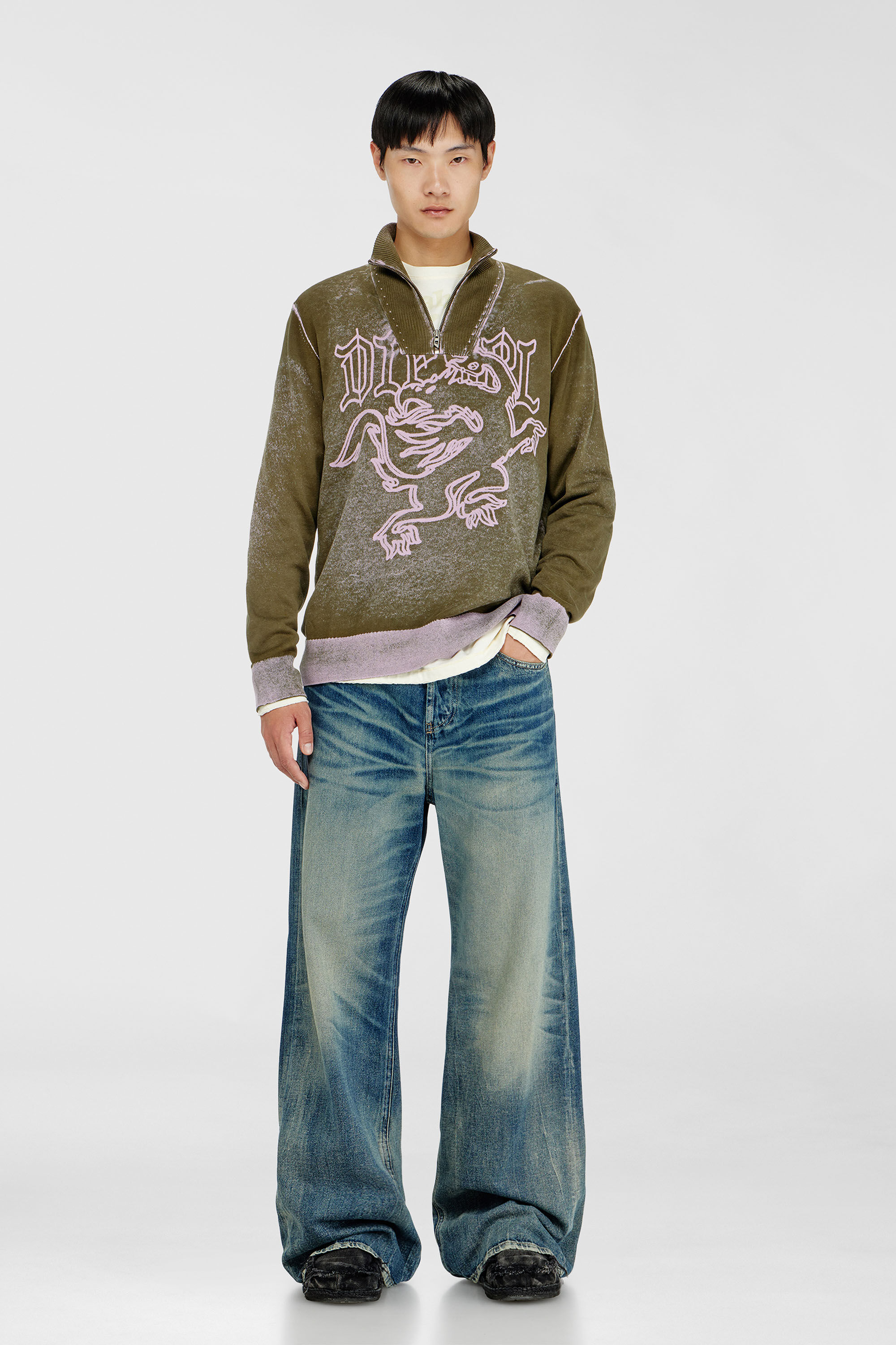 Diesel - K-LAUTARE, Herren Behandelter Half-zip-Pullover mit griffin-Motiv in Armeegr&uuml;n - 1