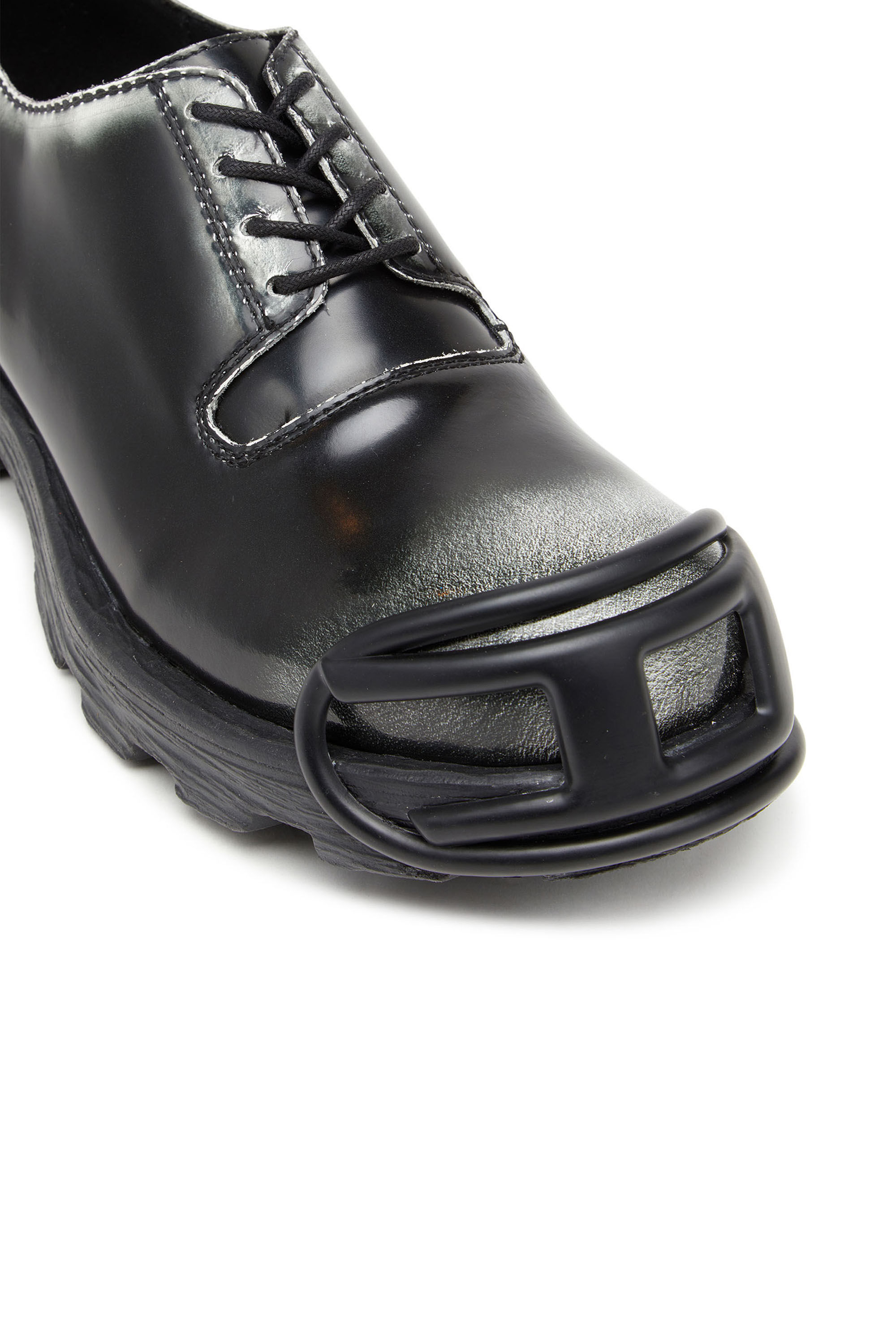 Diesel - D-HAMMER SO D, Herren D-Hammer-Derby-Schuhe aus glänzendem zweifarbigem Leder in Schwarz/Weiss - 6