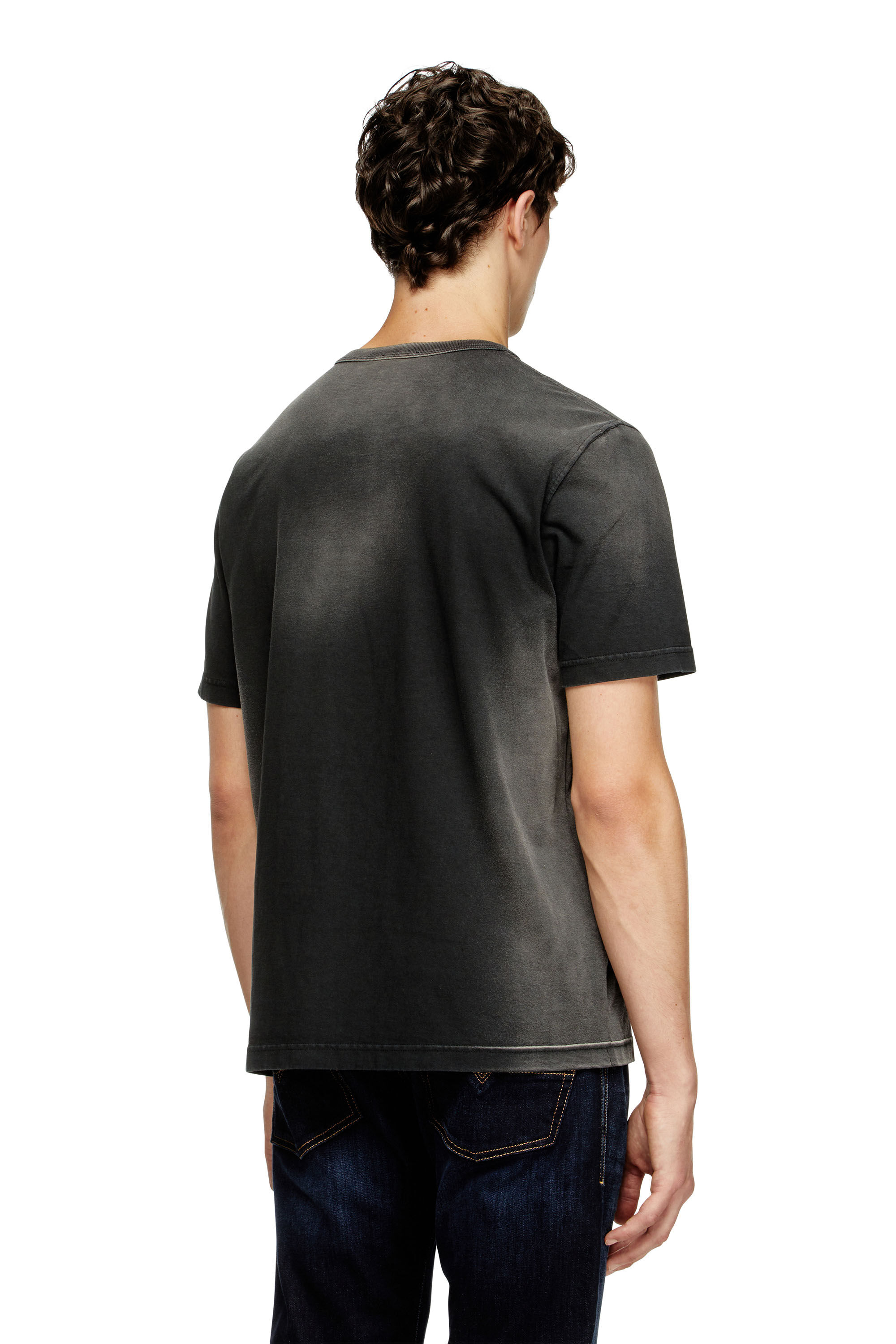Diesel - T-ADJUST-Q8, Herren Verblasstes T-Shirt mit ausgeschnittenem Oval D in Schwarz - 4