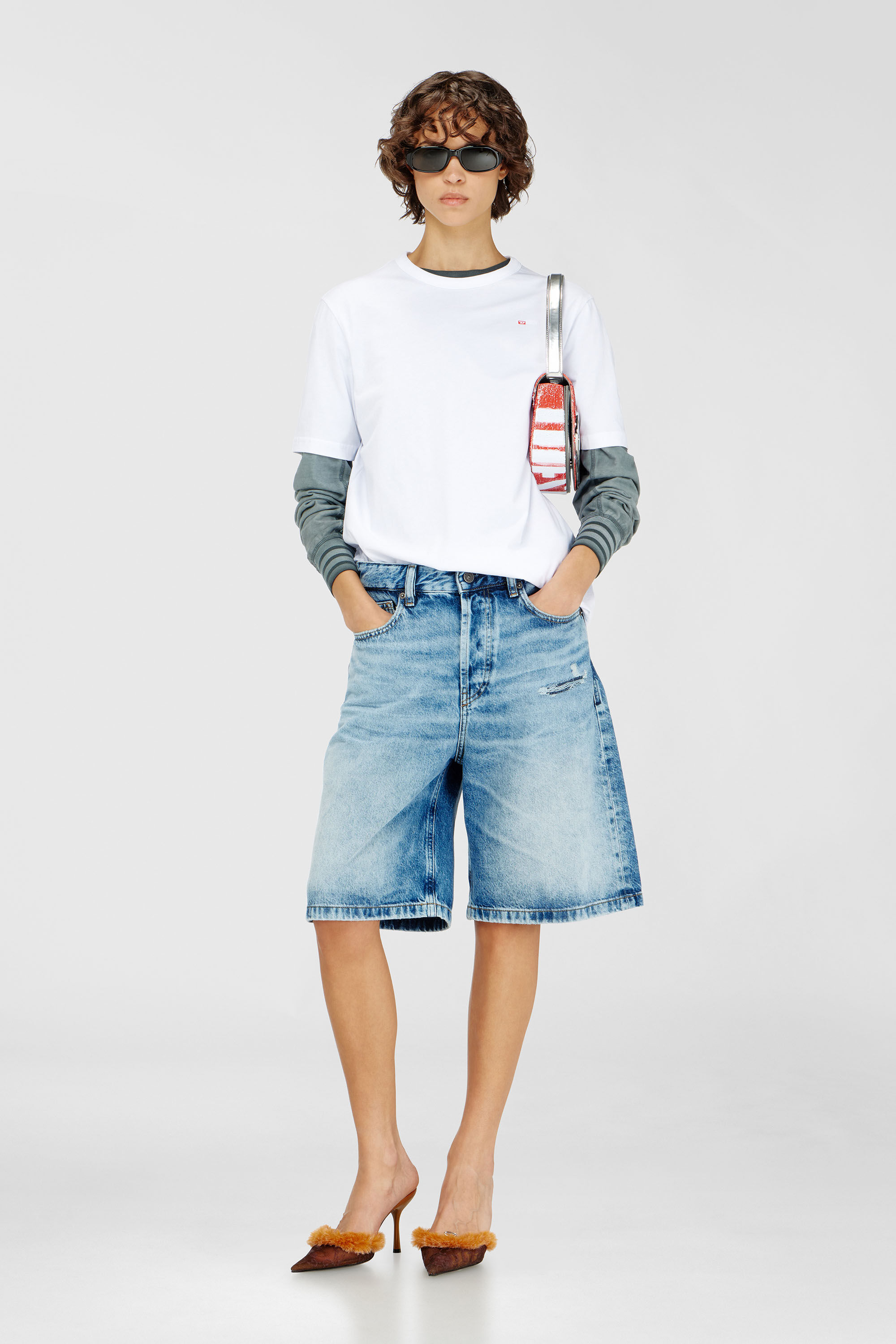 Diesel - T-ADJUST-MICRODIV, Unisex T-Shirt mit gesticktem Mikro-Logo in Wei&szlig; - 6