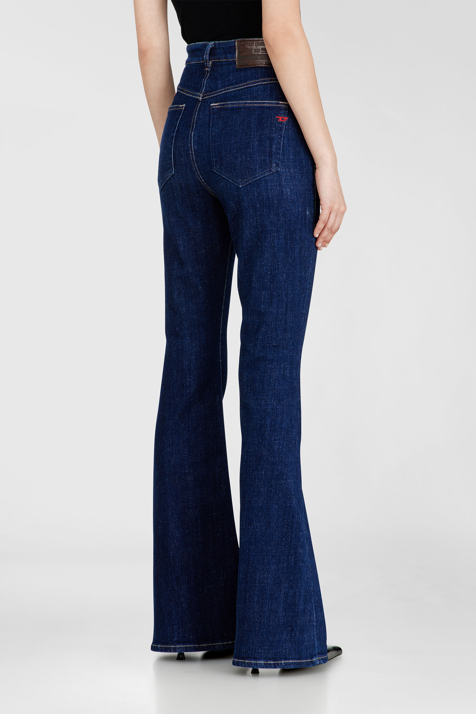 Diesel - Damen Bootcut Jeans 1973 D-Partt 09Q03, Dunkelblau - 5