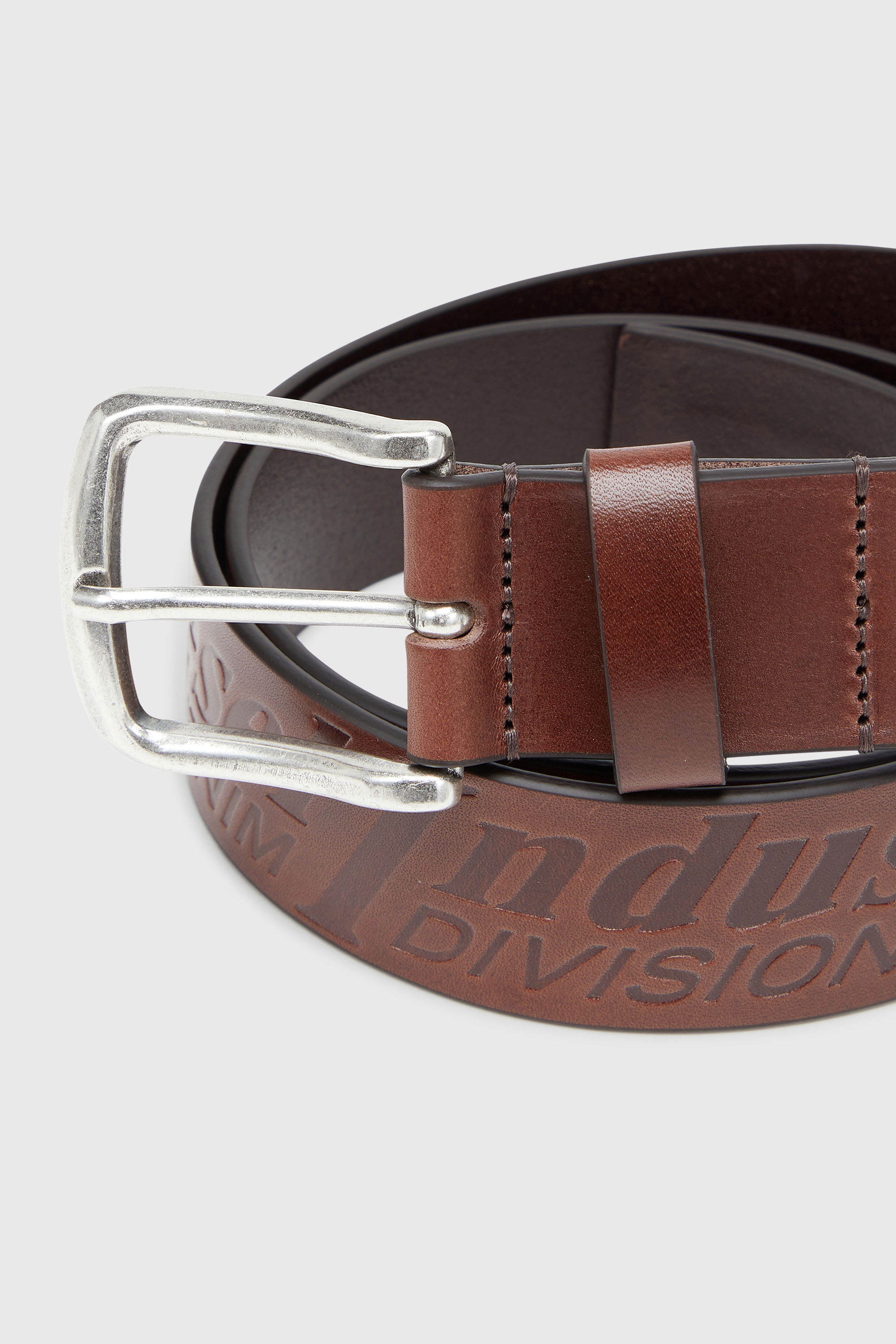 Diesel - B-FLAG-D EMBOSSED, Herren 4 cm Lederg&uuml;rtel mit eingepr&auml;gtem Logo in Braun - 3
