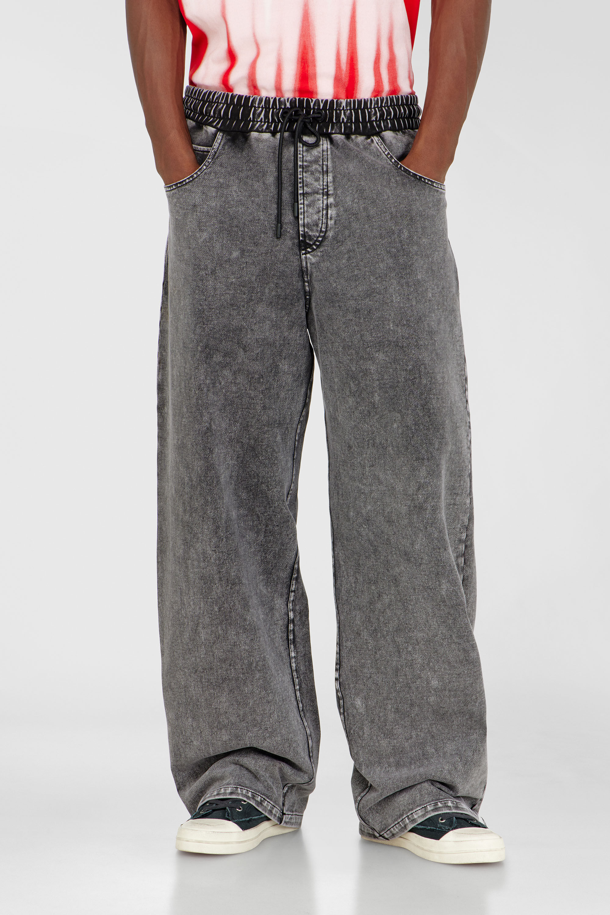 Diesel - P-STUK, Herren Sweatpants mit Denim-Effekt in Dunkelgrau - 3