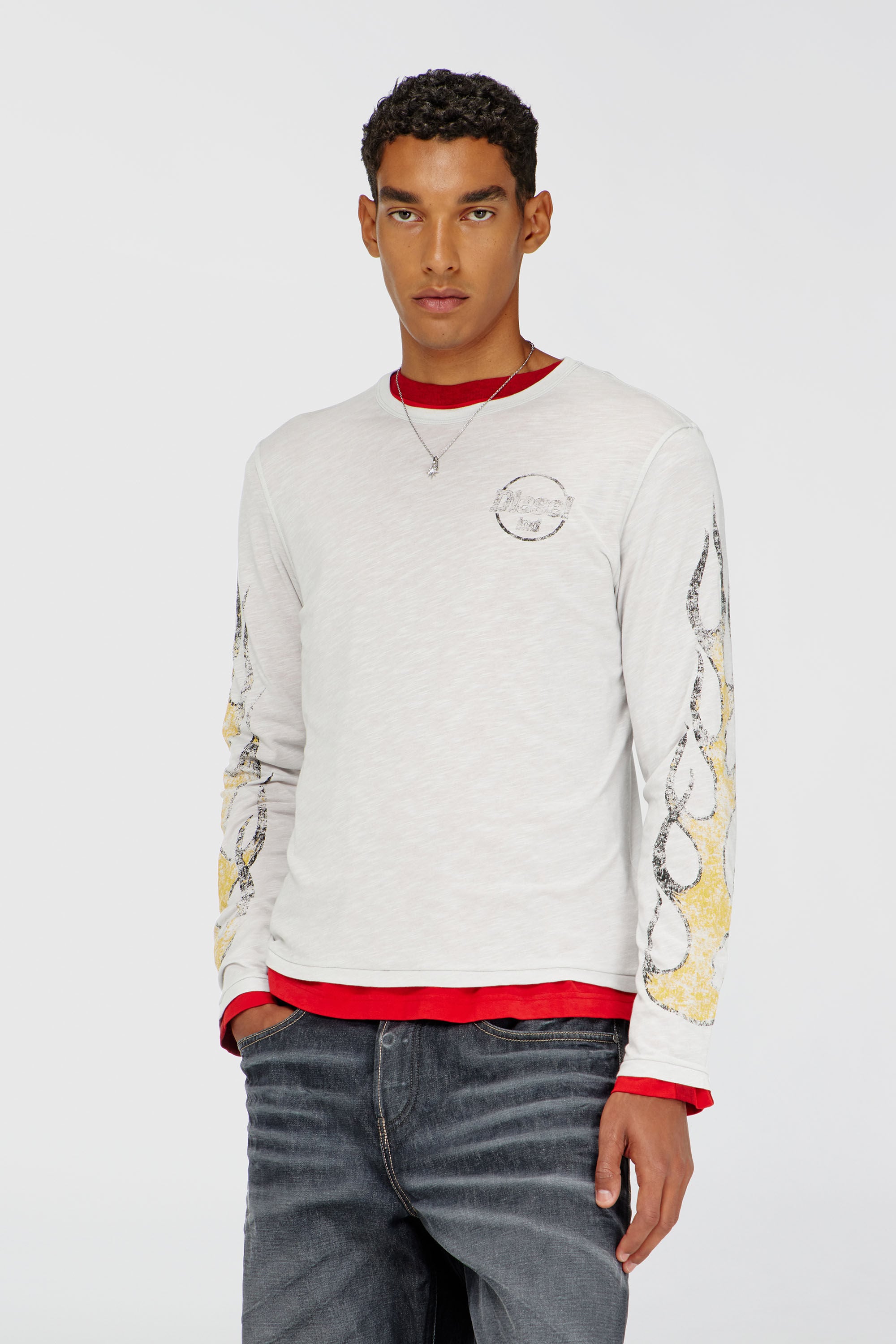 Diesel - T-NOTS-LS, Herren Langarm-T-Shirt aus Slub-Jersey mit Crack-Print in Wei&szlig; - 2