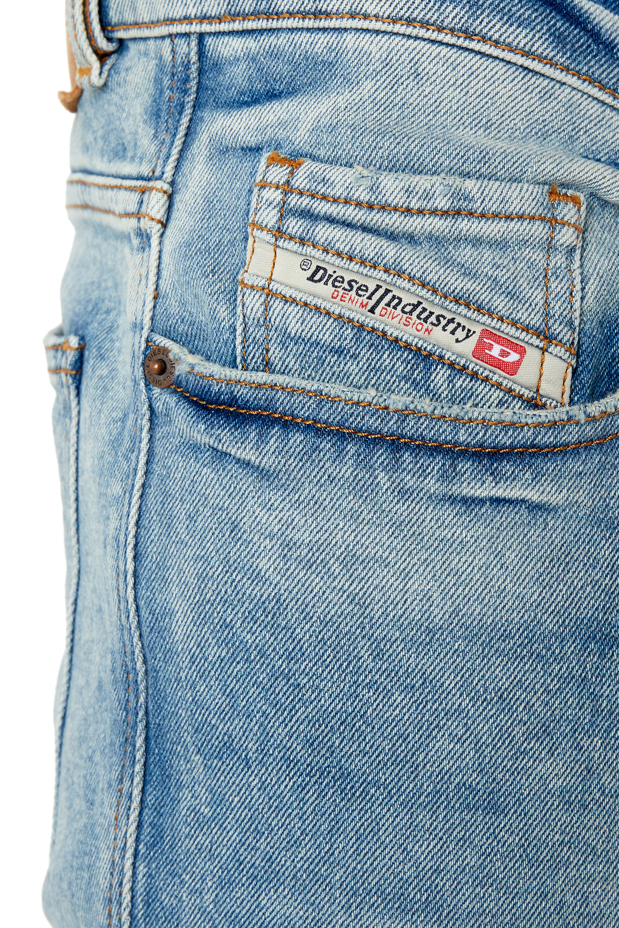 Diesel - 2021 D-Vocs 09E86 Bootcut Jeans, Hellblau - Image 5