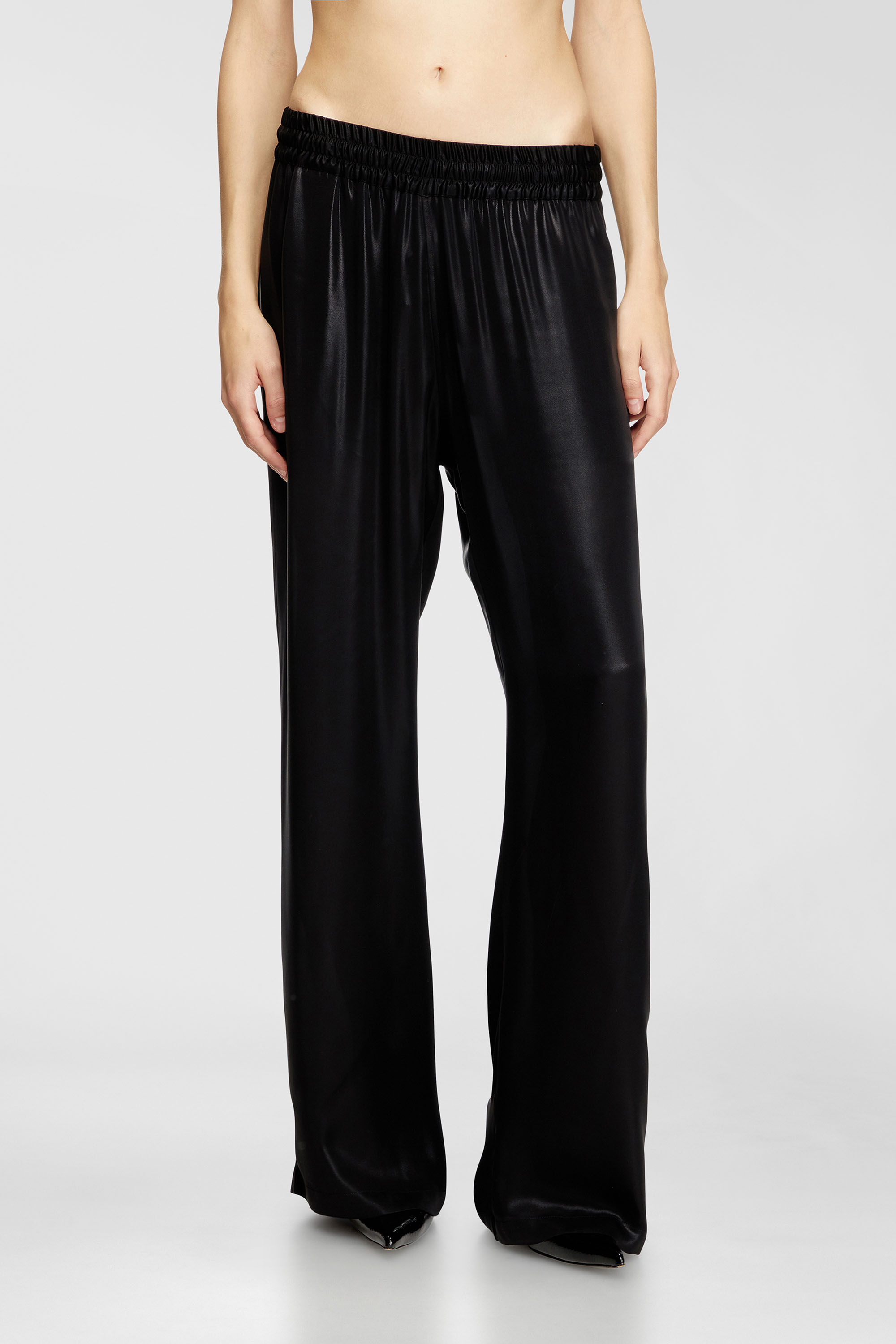 Diesel - P-DREYER-C-WN-Q1, Damen Track-Hose aus Satin in Schwarz - 3