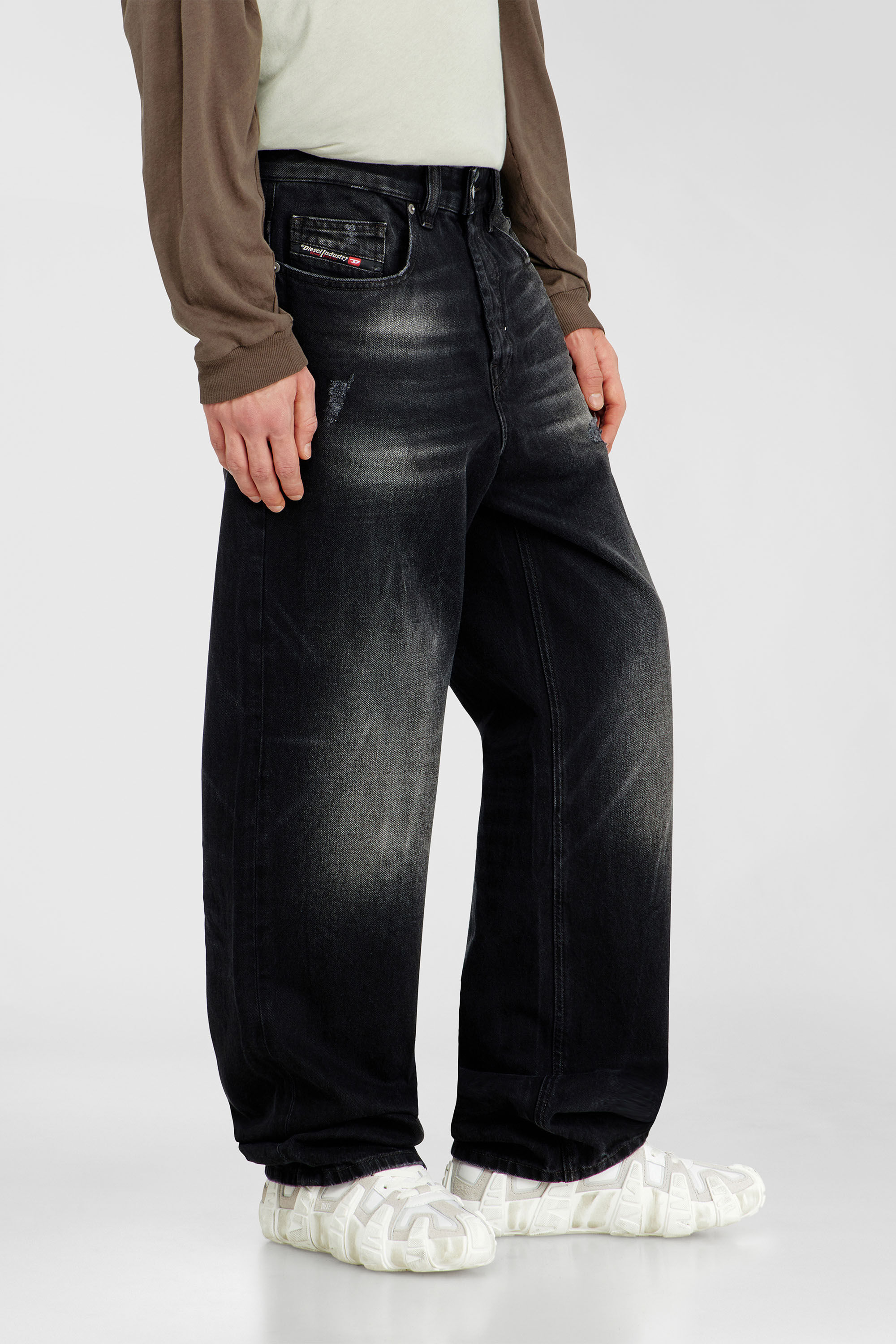 Diesel - Herren Relaxed Jeans 2001 D-Macro 0BEBB, Schwarz - 7