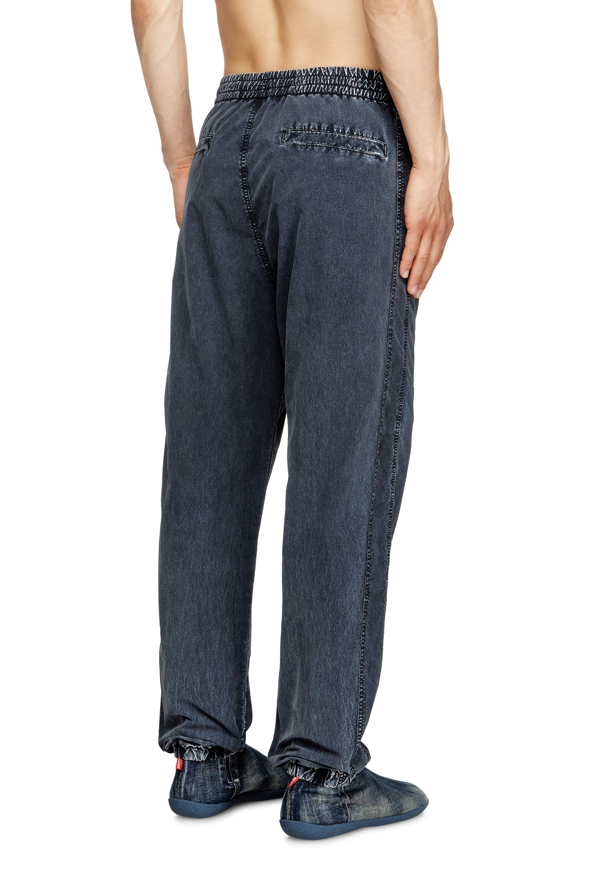 Diesel - P-WILSON, Herren Hose aus recyceltem Nylon-Taslan in Dunkelblau - 4
