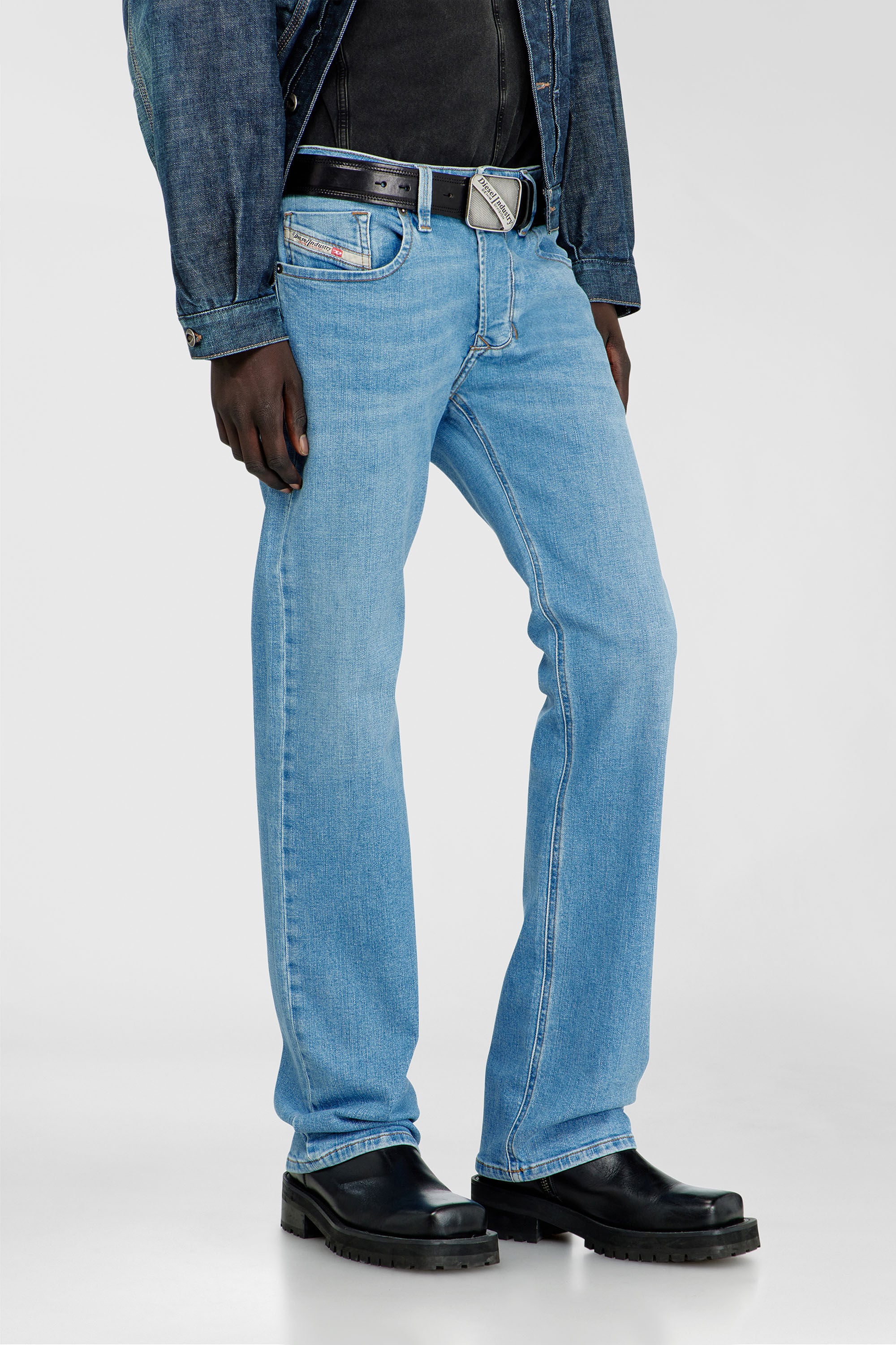 Diesel - Herren Regular Jeans 1985 Larkee 0HDBJ, Hellblau - 7