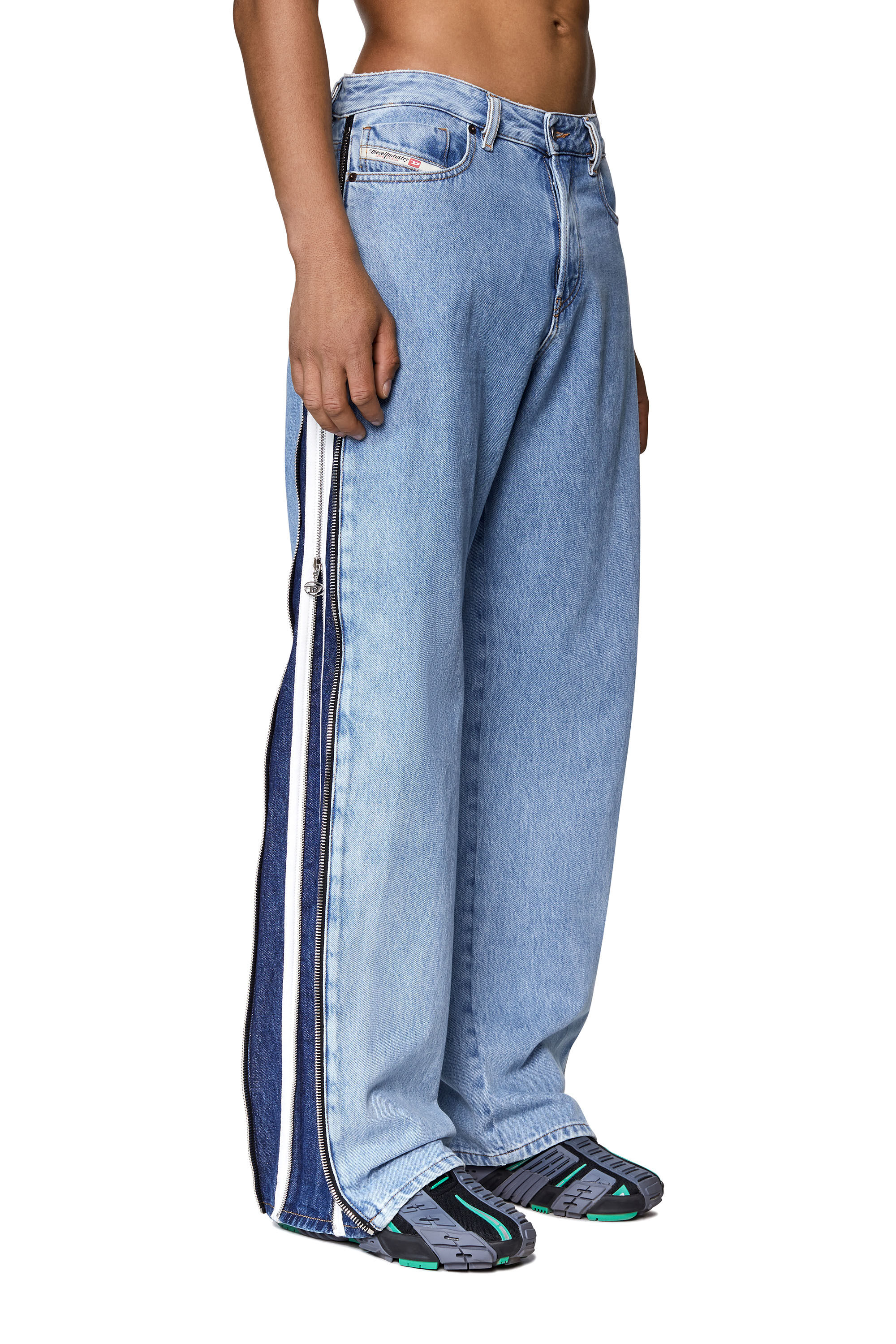 Diesel - 1955 D-Rekiv 09D17 Straight Jeans, Hellblau - Image 5