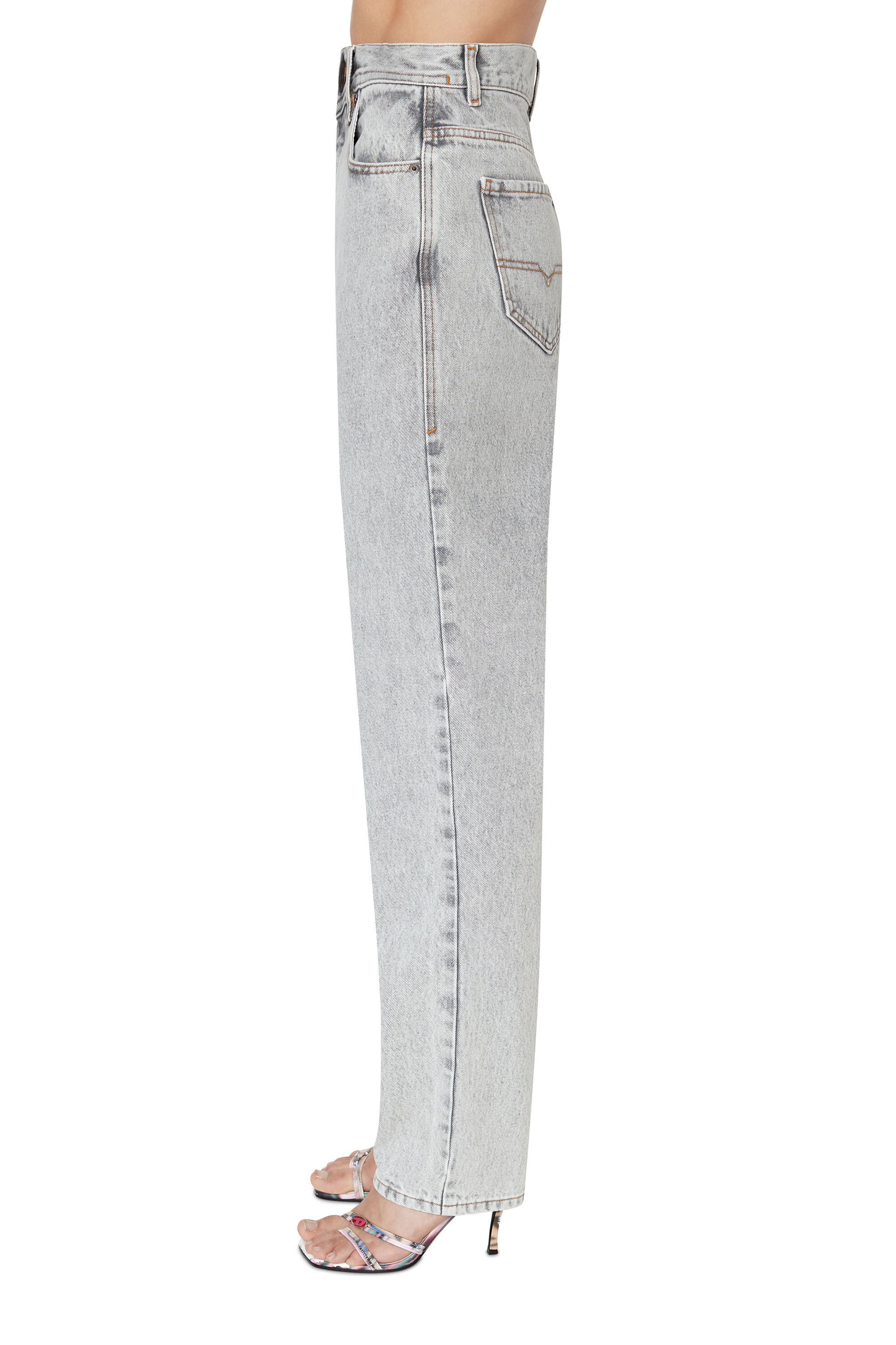 Diesel - 1956 D-Tulip 007F1 Straight Jeans, Hellgrau - Image 5