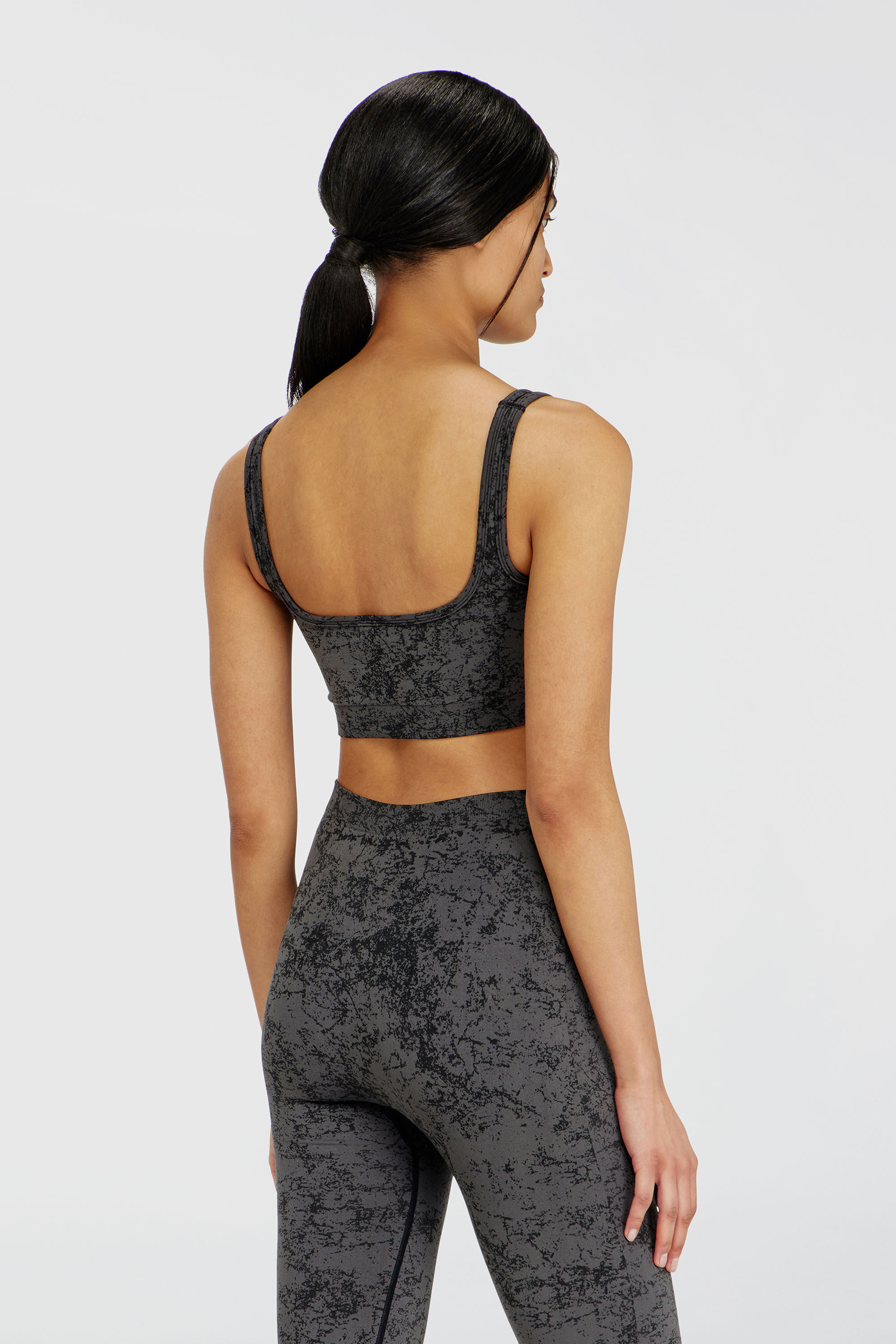 Diesel - HELLA-UTLT, Damen Sport-BH mit Utility-Print in Dunkelgrau - 4