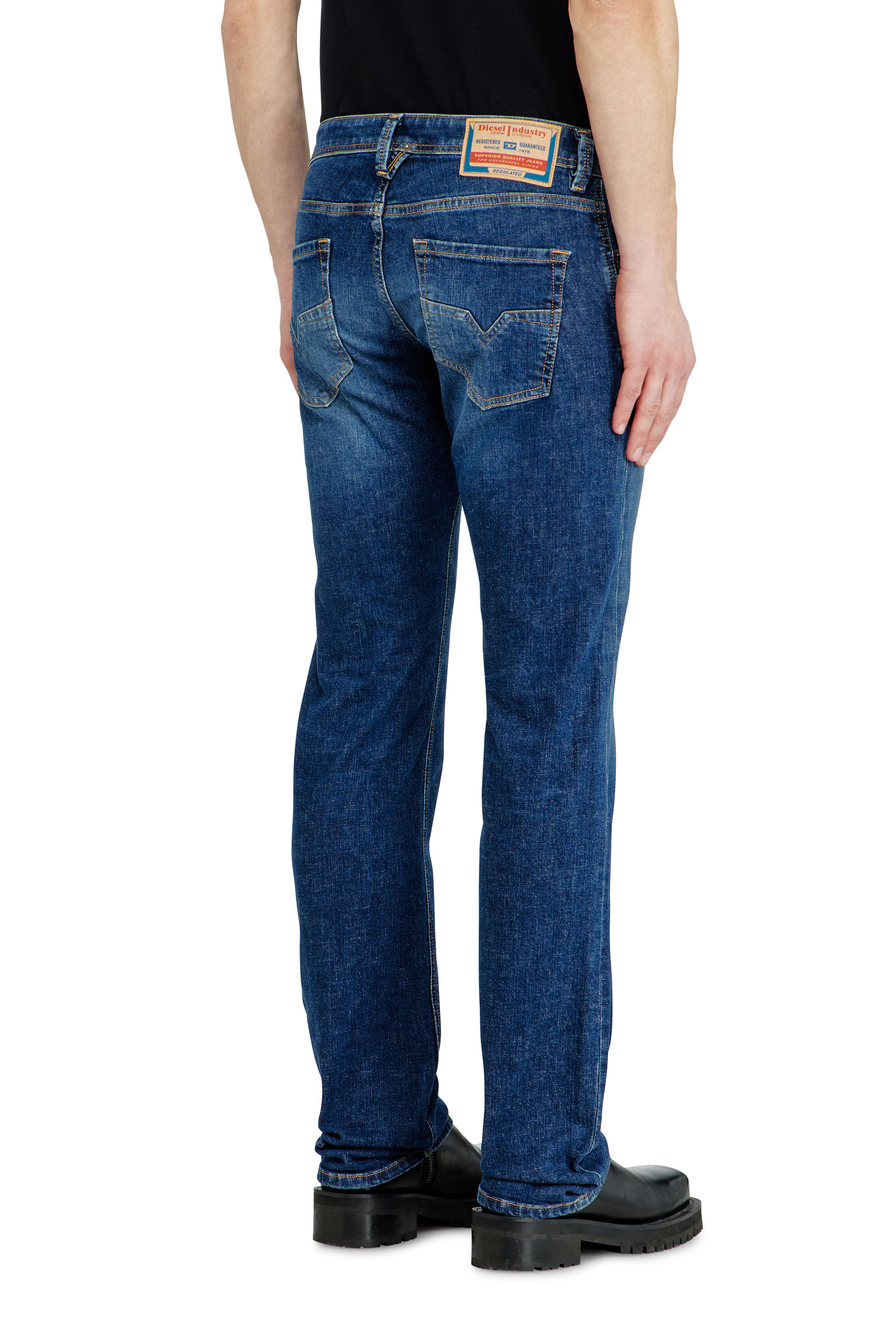 Diesel - Herren Regular Jeans 1985 Larkee 09J47, Dunkelblau - 5