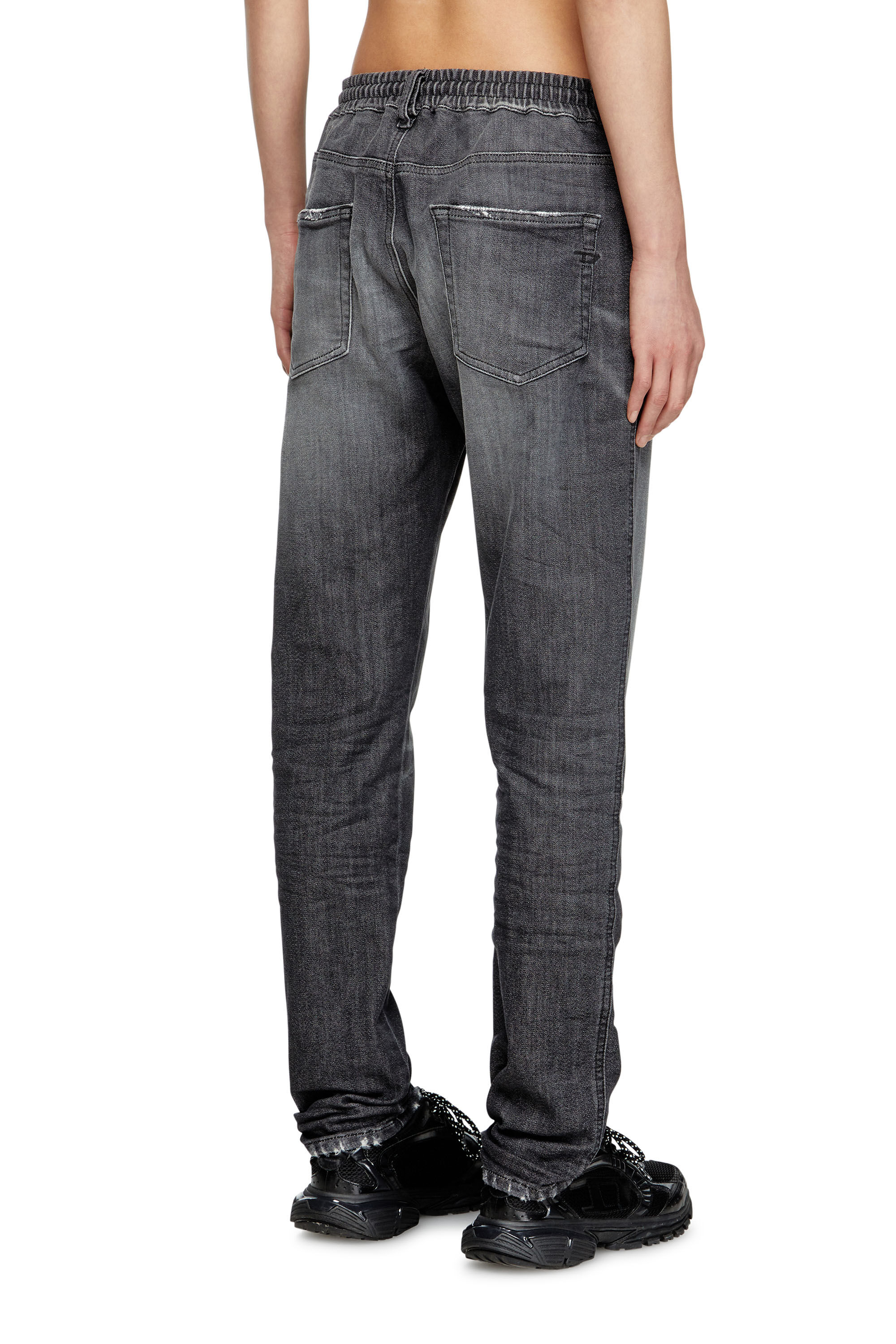 Diesel - Herren Slim 2062 D-Strukt Joggjeans® 09M67, Schwarz/Dunkelgrau - 4