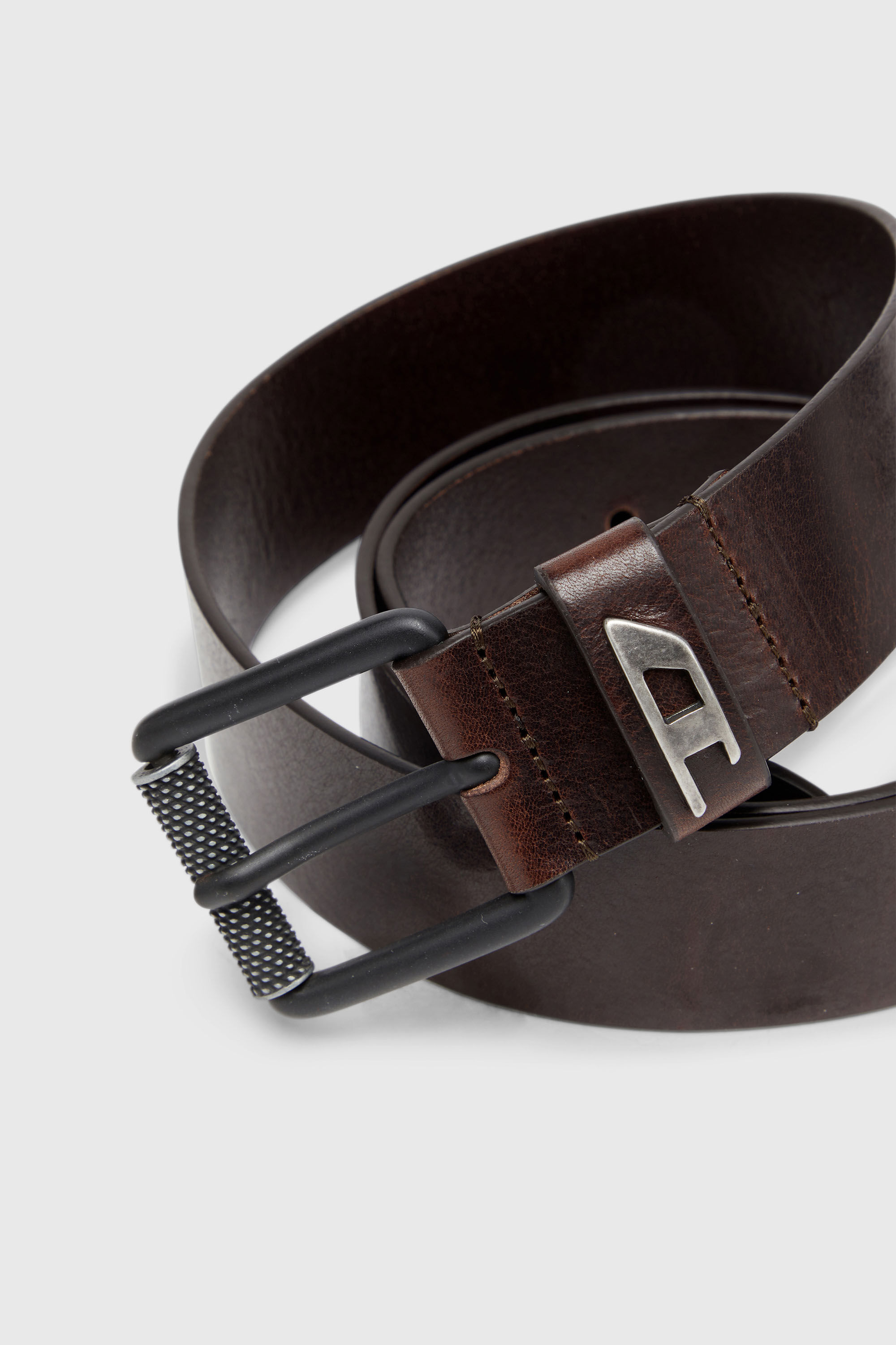 Diesel - B-DAVE II, Herren 3.5cm G&uuml;rtel aus gl&auml;nzendem Leder mit Logo-Schlaufe in Braun - 3